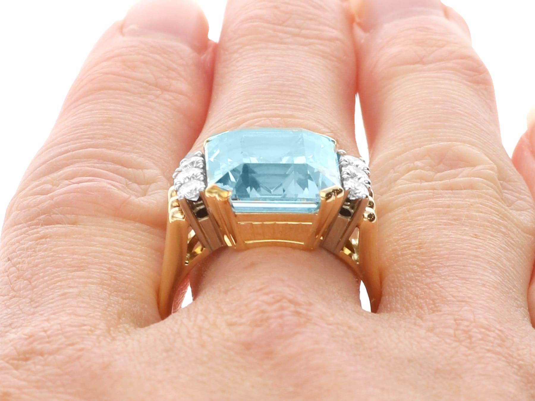 Anello in oro giallo 14k con acquamarina da 10,56 carati e diamante da 0,48 carati Circa 1960 in vendita 7