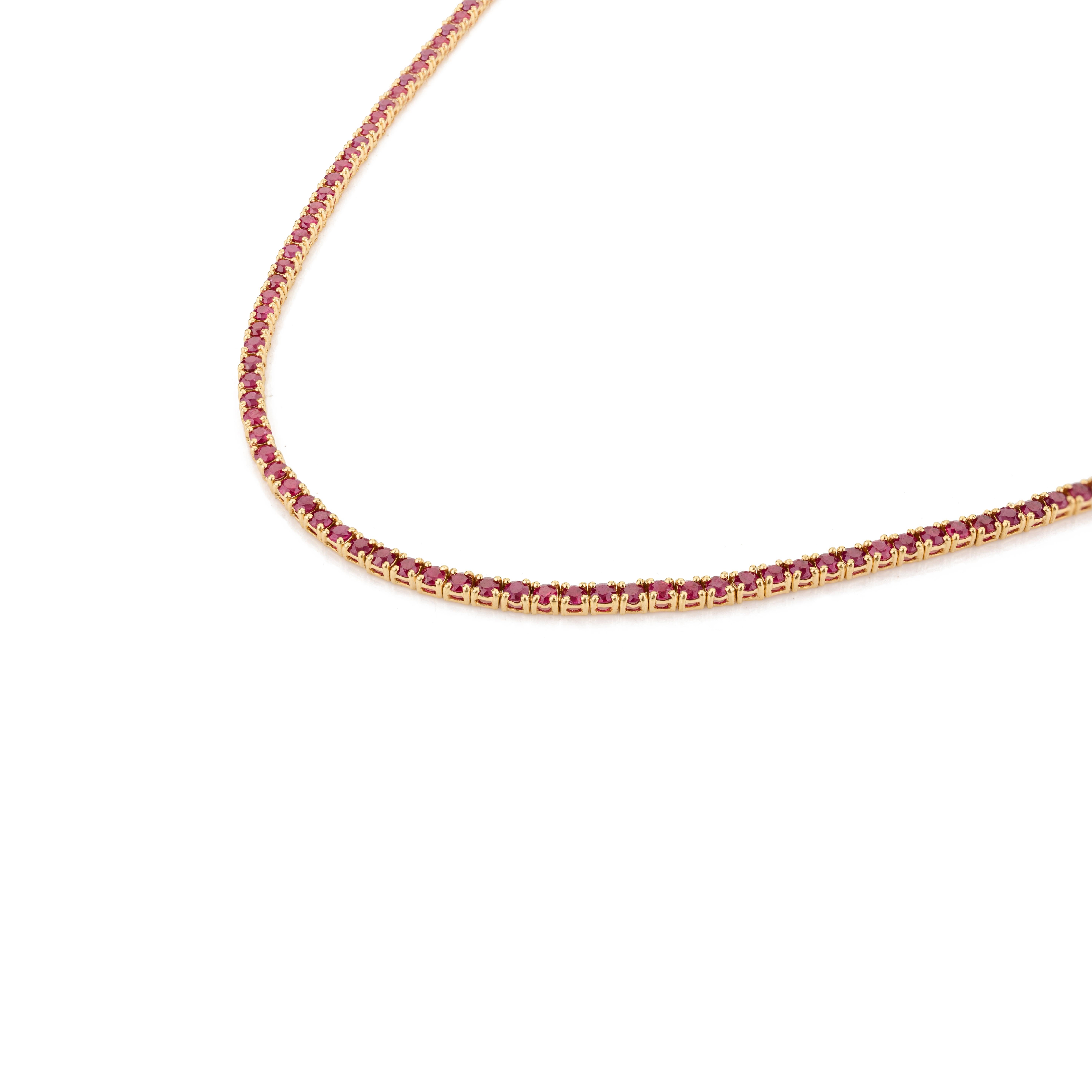 Collier de fiançailles en or jaune massif 18 carats avec rubis rond naturel de 10,56 carats Neuf - En vente à New York, NY