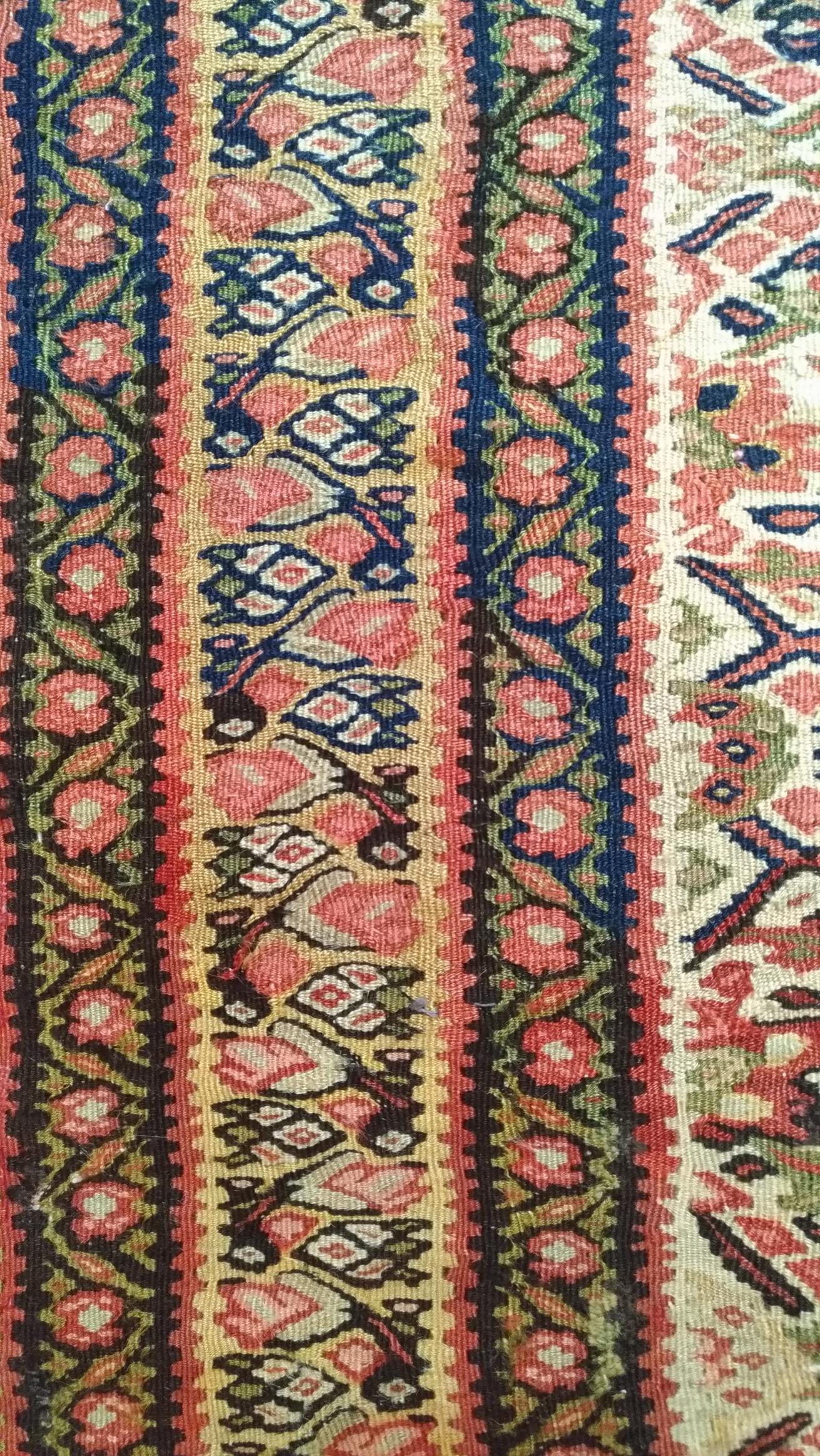1057 -  Very Beautiful Old Kilim Senneh For Sale 3