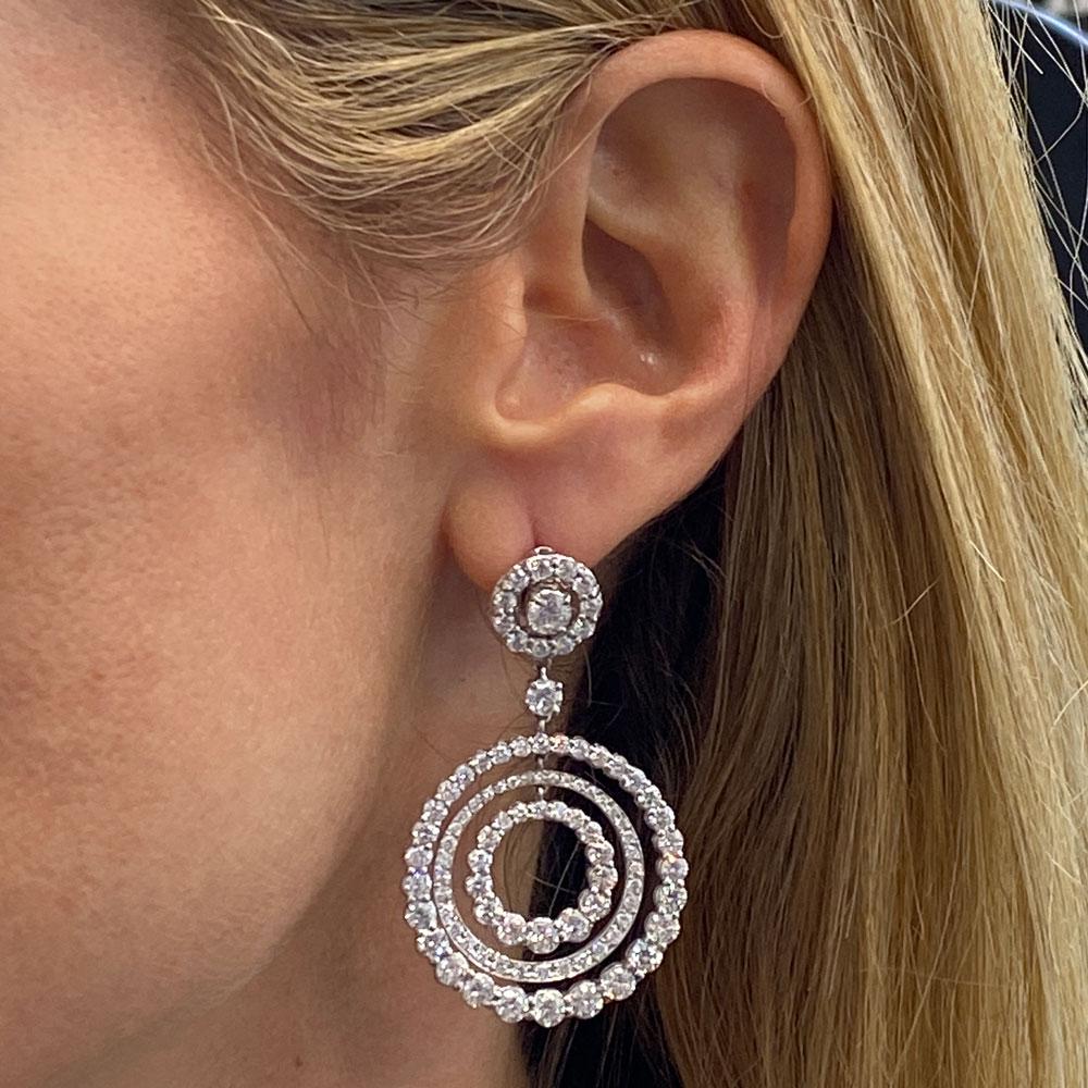 Modern 10.58 Carat Diamond Multi Circle Drop Dangle 18 Karat White Gold Earrings