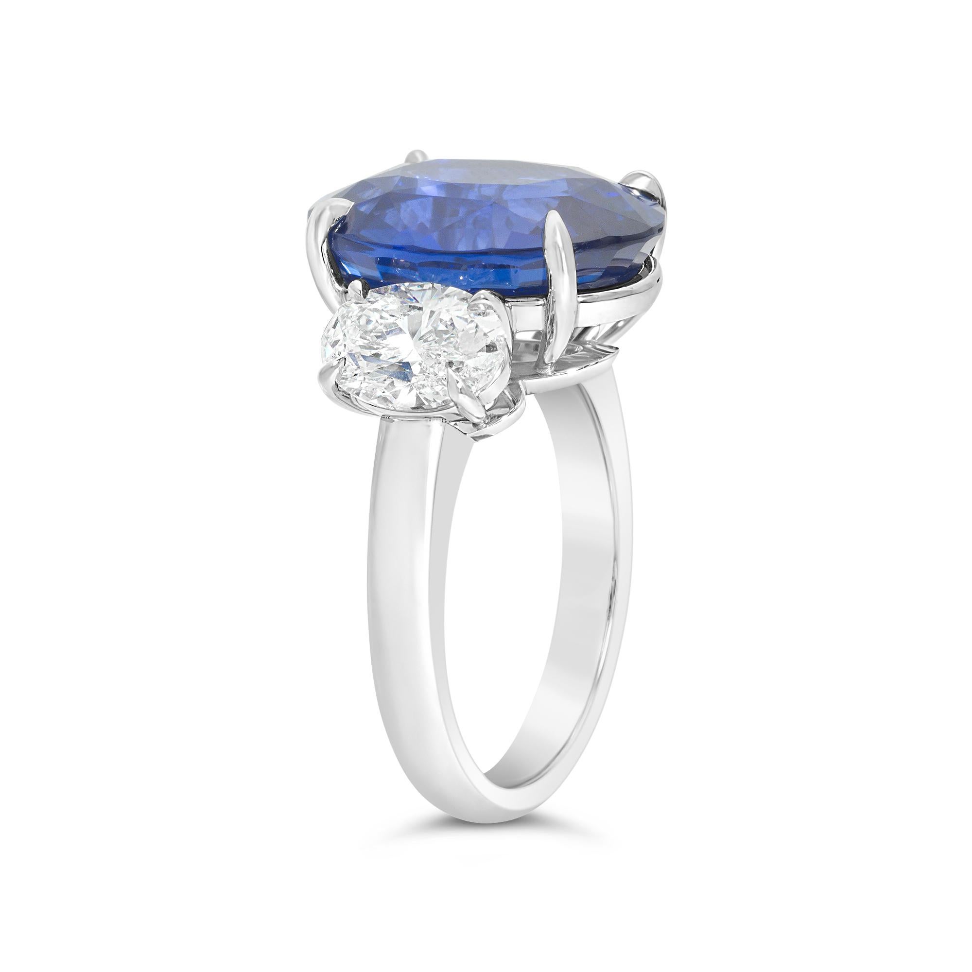 Contemporary Roman Malakov 10.58 Carats Oval Cut Sapphire & Diamond Three-Stone Wedding Ring For Sale