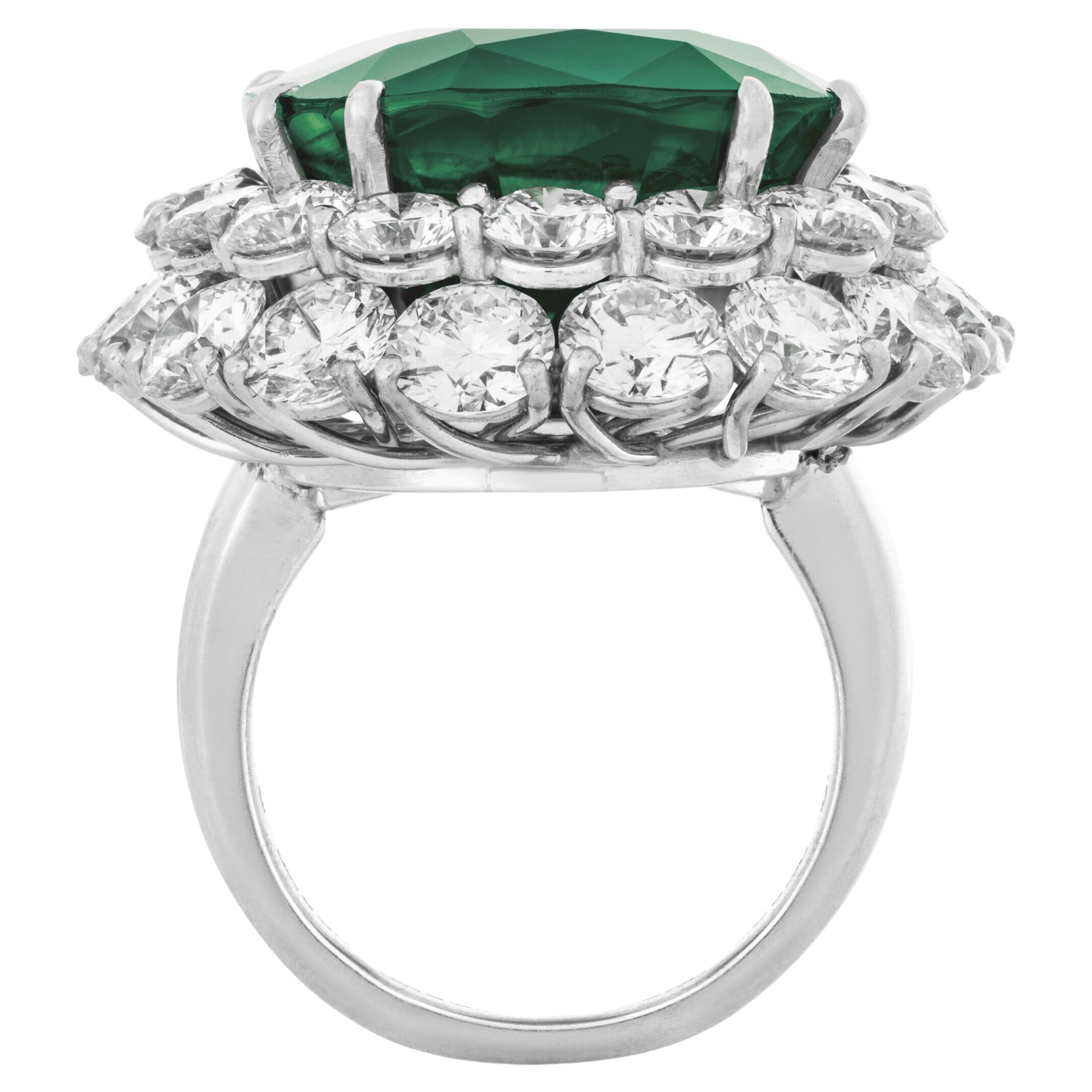 10.59 Carat AGL-Certified Cushion Cut Emerald Ring

Introducing a magnificent 10.59 carat cushion cut emerald, expertly certified by AGL, featuring minor oil treatment that enhances its natural beauty. This stunning emerald is surrounded by a