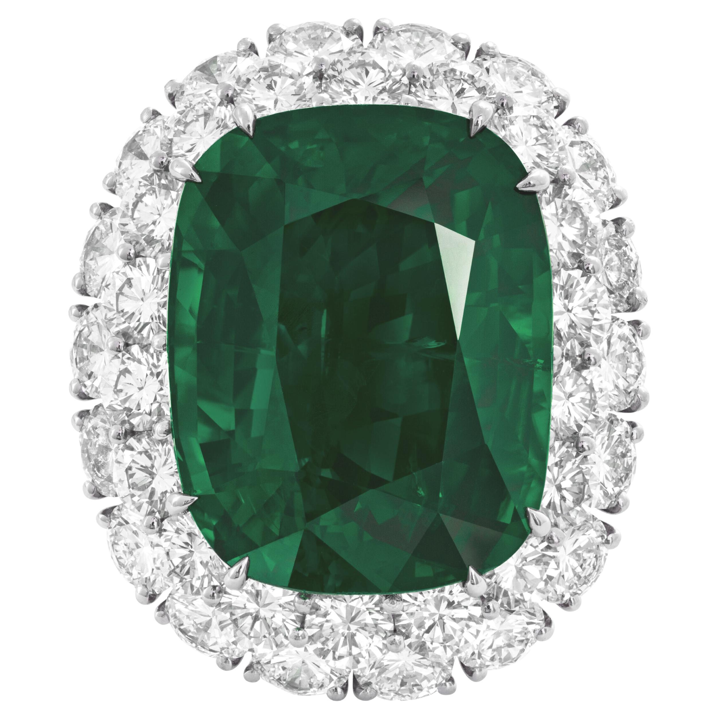 Anillo de esmeralda talla cojín con certificación AGL de 10,59 quilates