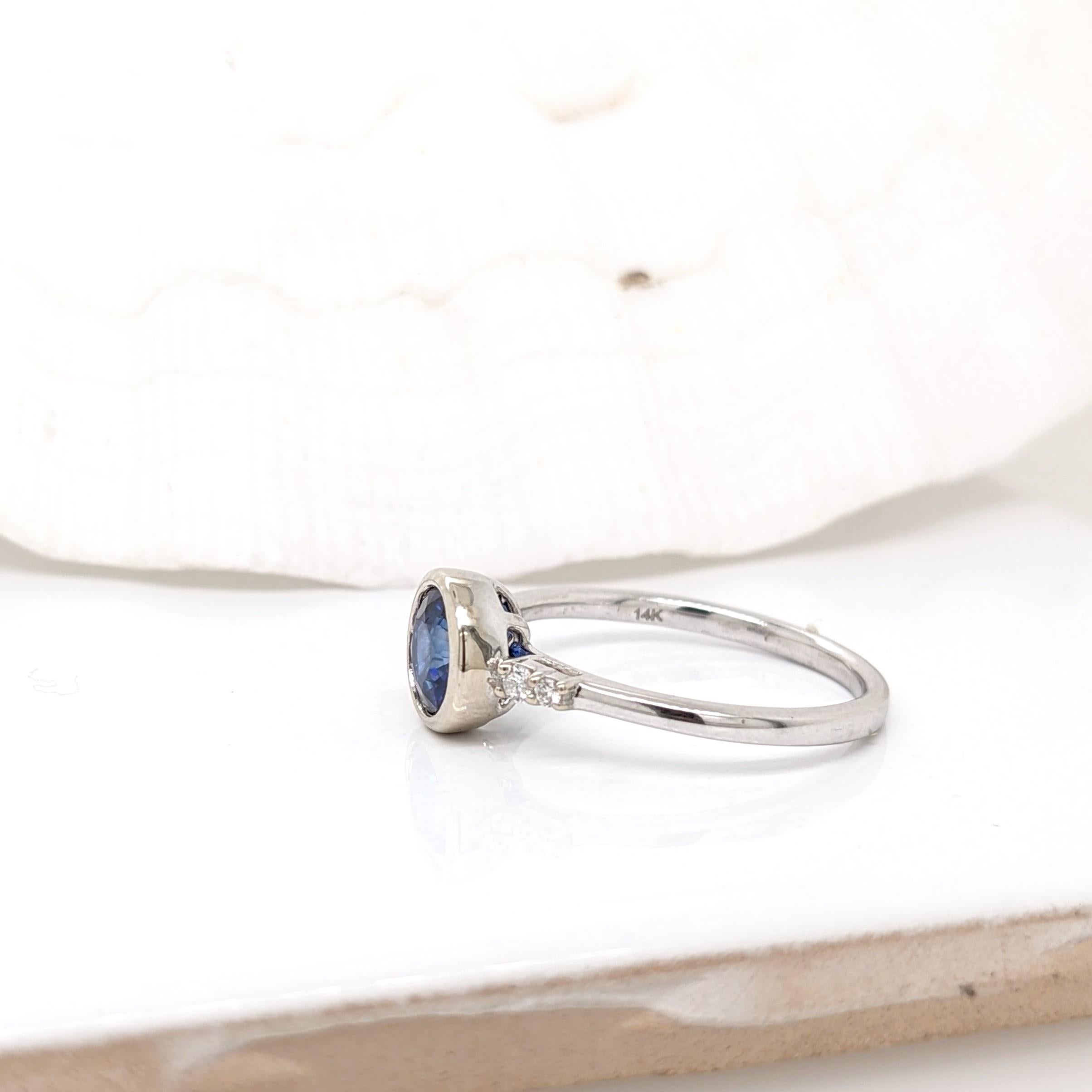 Round Cut 1.05ct Blue Sapphire Ring w Diamond Accents in Solid 14k White Gold Round 6mm For Sale