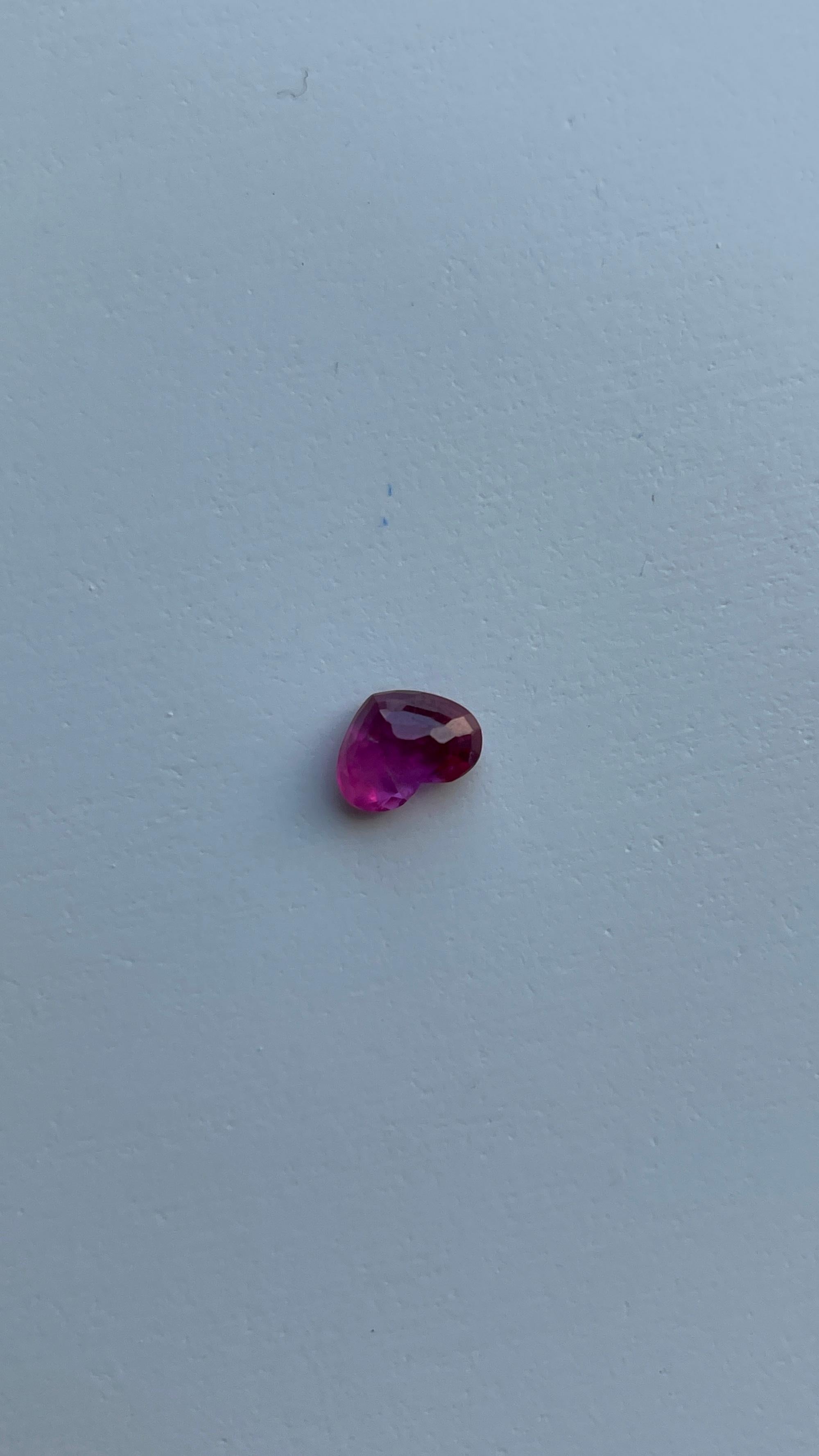 Rubí sin calentar BURMA certificado por GIA de 1,05 ct Corte de corazón