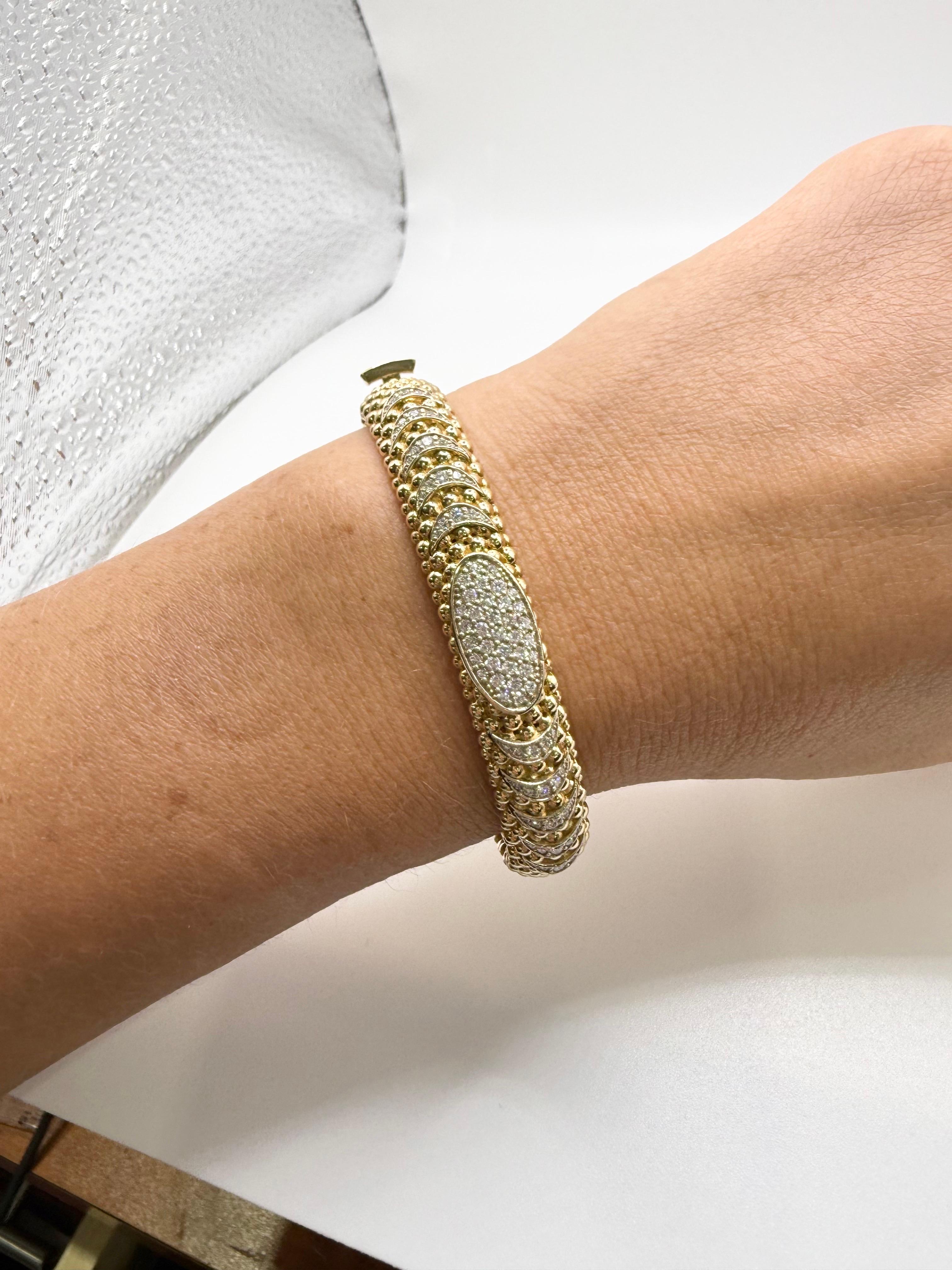 Bracciale bangle con diamanti da 1,05 carati in oro 18KT in vendita 2