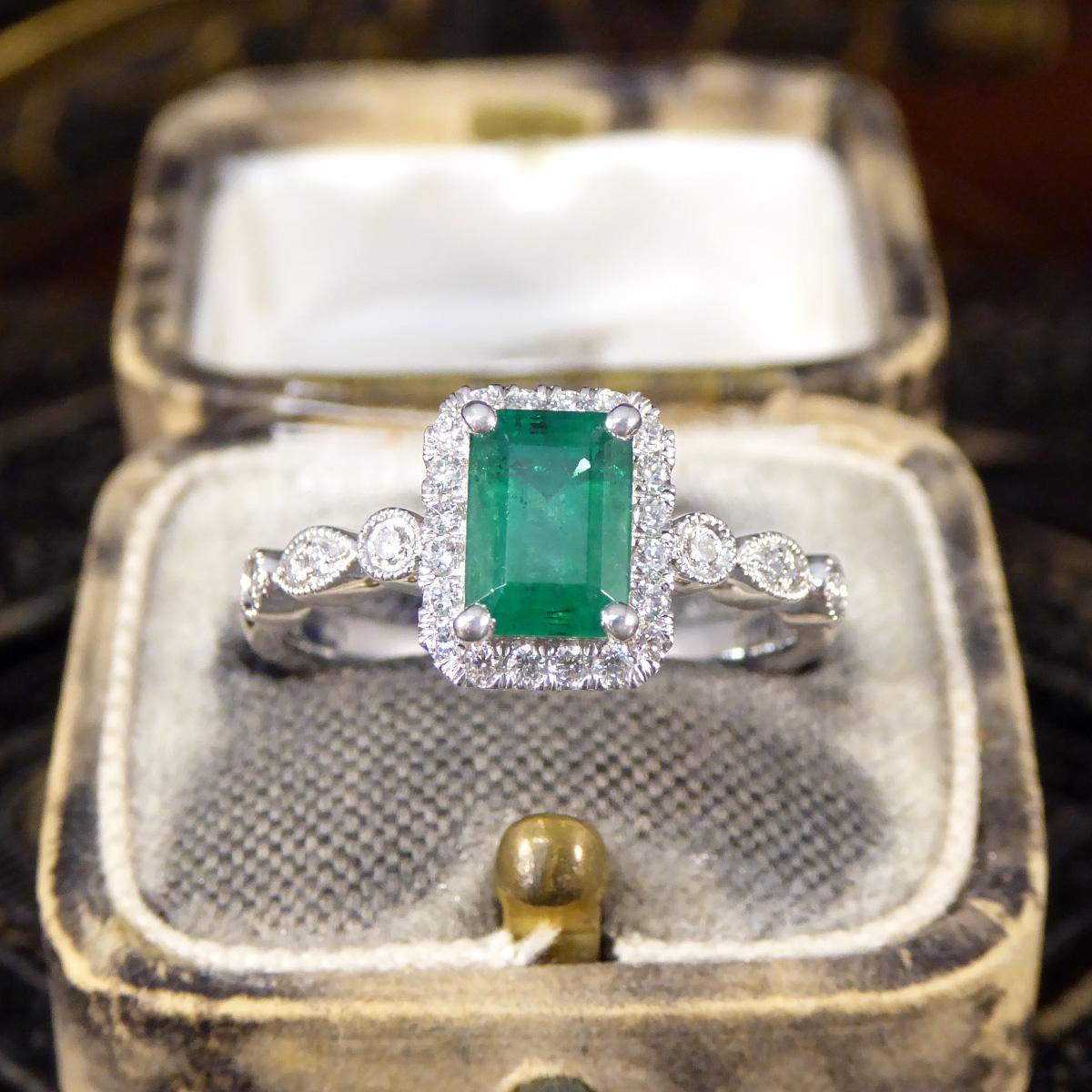 1.05ct Emerald and Diamond Cluster Ring with Diamond Shoulders in Platinum For Sale 2