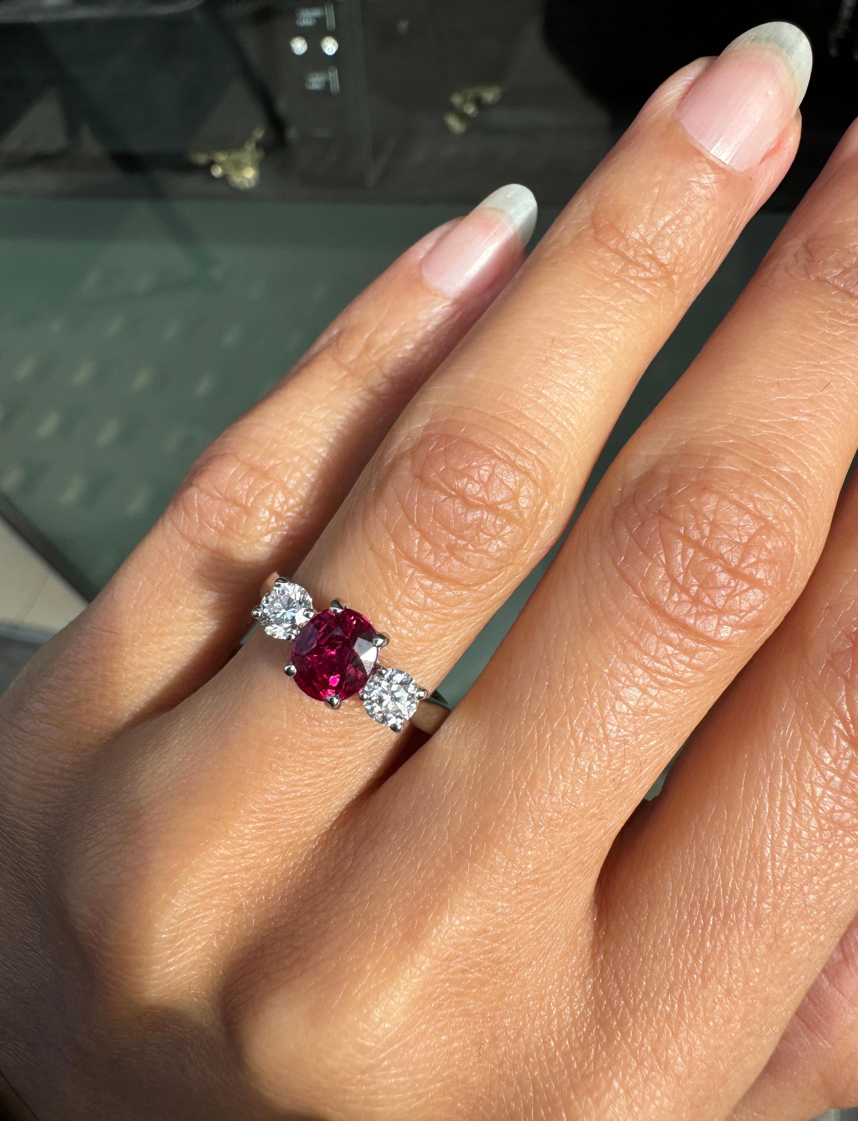 Women's 1.05ct Natural Unheated Oval Ruby & Diamond Platinum Three-Stone Engagement Ring For Sale