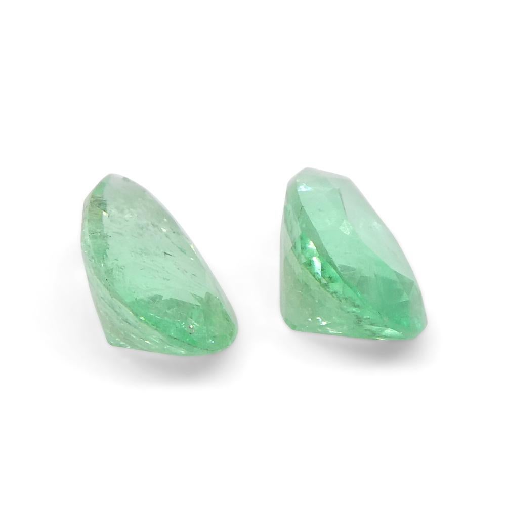 1.05ct Pair Pear Green Emerald from Colombia For Sale 3