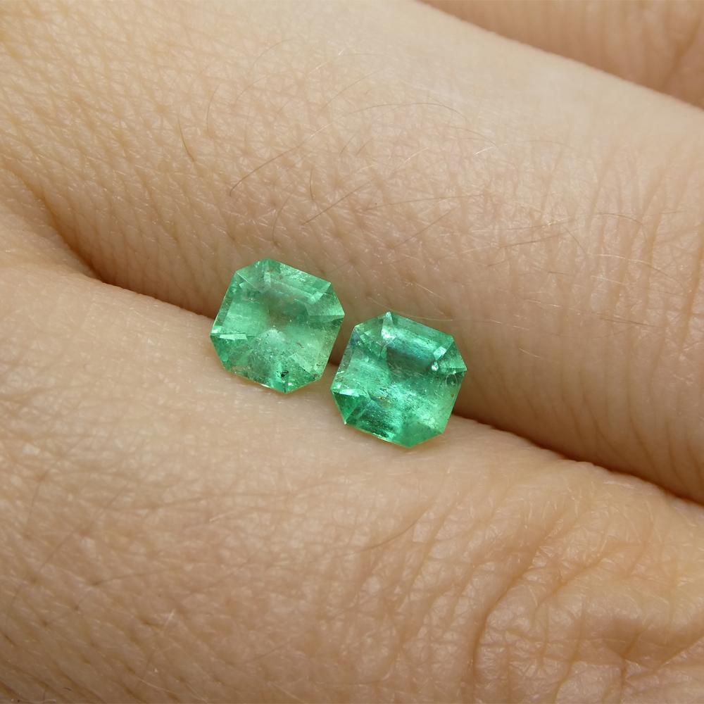 1.05ct Pair Square Green Emerald from Colombia For Sale 1