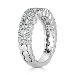 Bague en or blanc 14k avec un diamant rond de 1,05ct à taille brillante