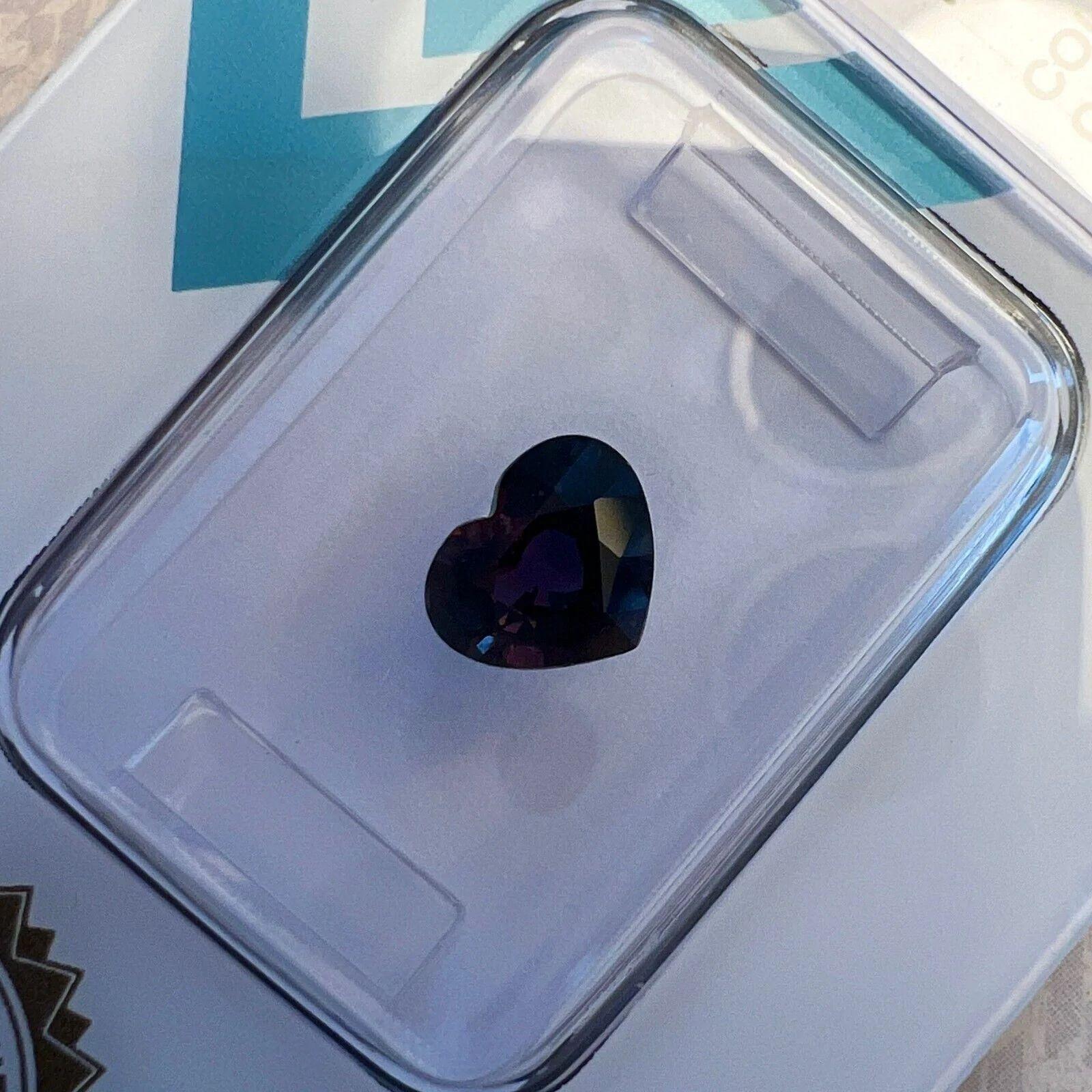 1.05ct Unheated Colour Change Heart Cut Sapphire Deep Purple Blue IGI Certified For Sale 2