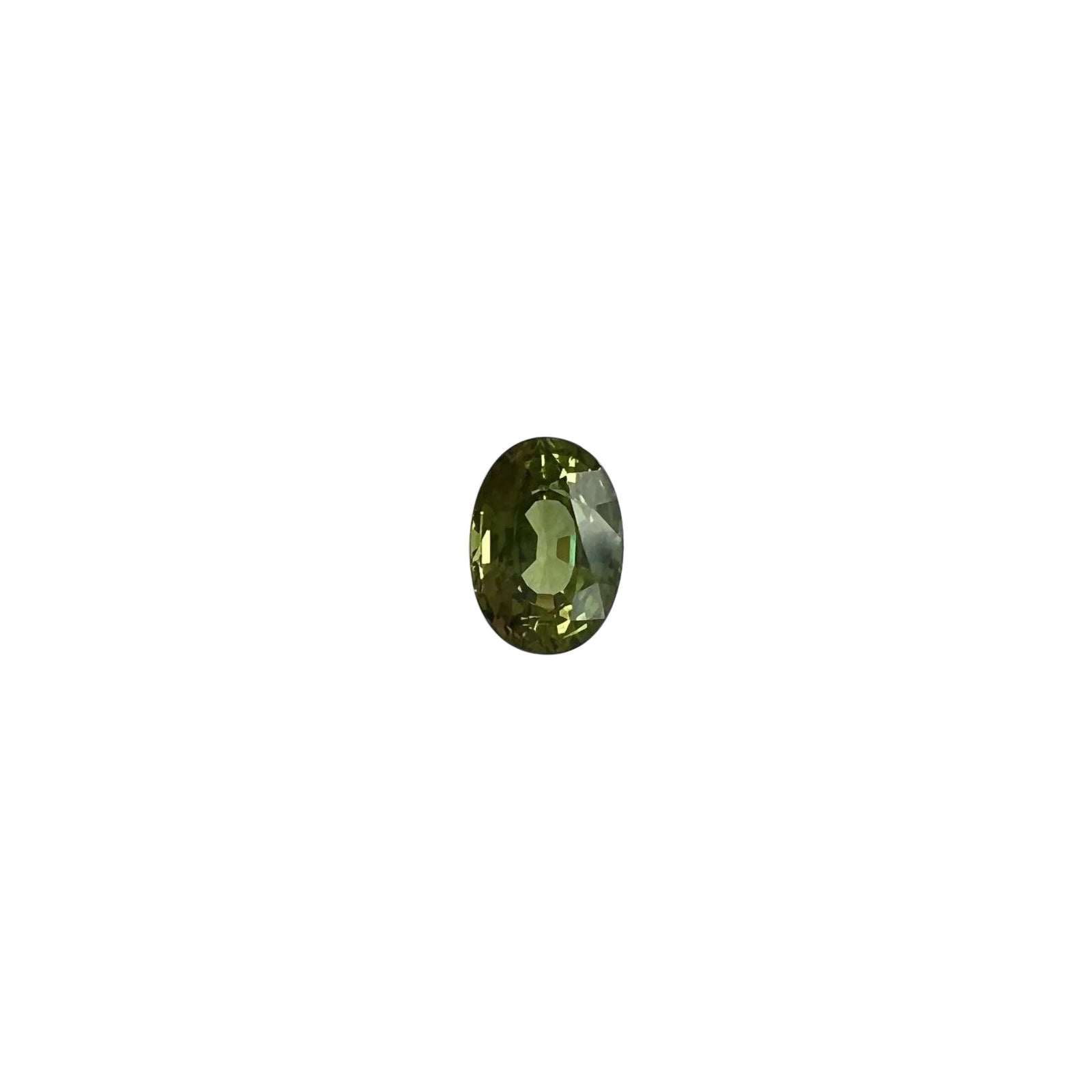 Saphir vert vif taille ovale non traité certifié IGI de 1,05 carat