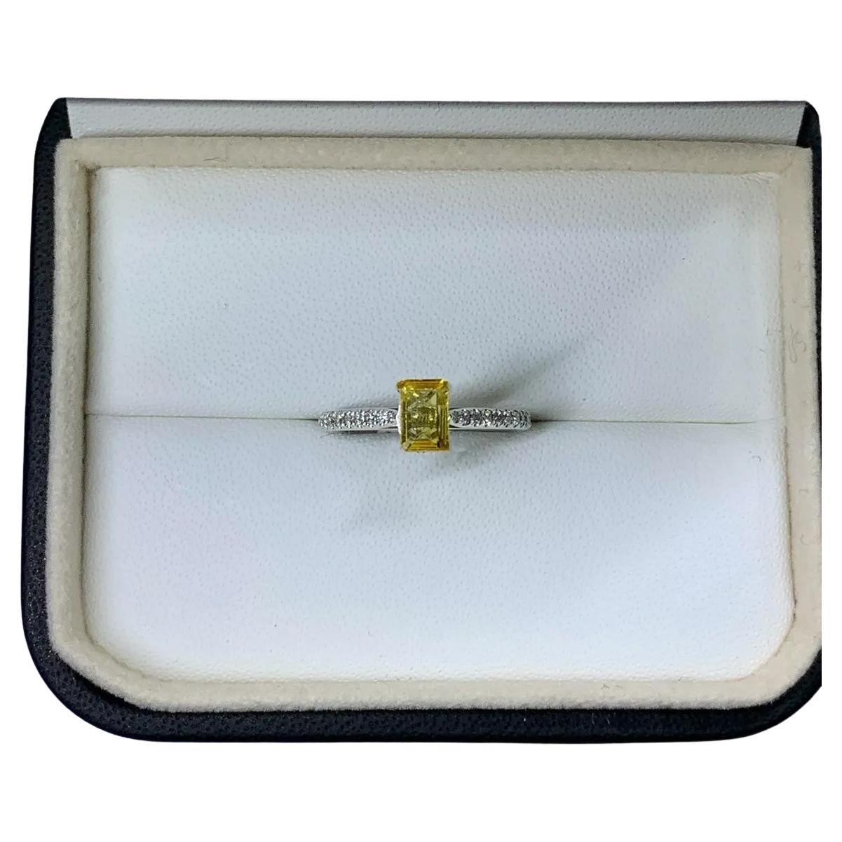 1.05ct Yellow sapphire engagement ring in platinum