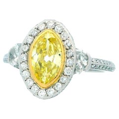 1,05 Karat Gelber VS2 Diamant&  Halbmond Pflaster Seite W/Gia