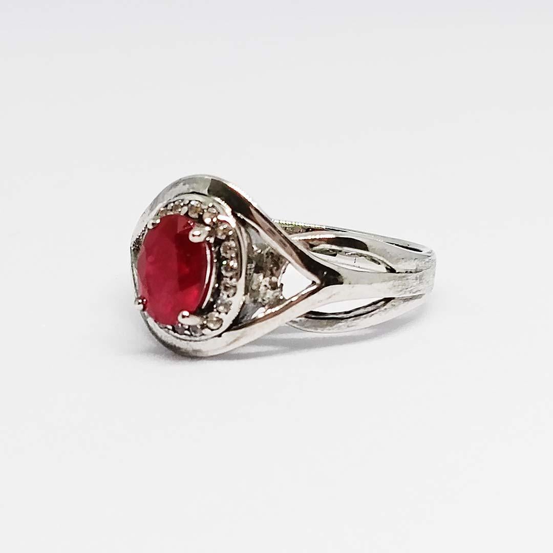 Anillo de rubí de 1,05cts. Plata de ley sobre chapado en oro de 18 quilates Art Nouveau en venta