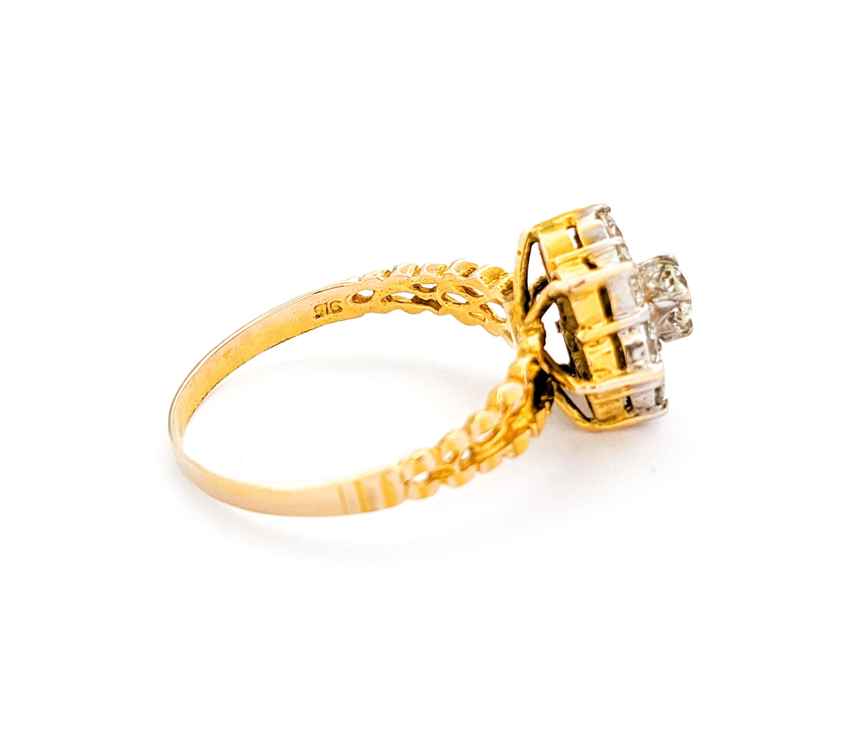 1.05ctw Diamond Ring In 22kt Yellow Gold For Sale 1