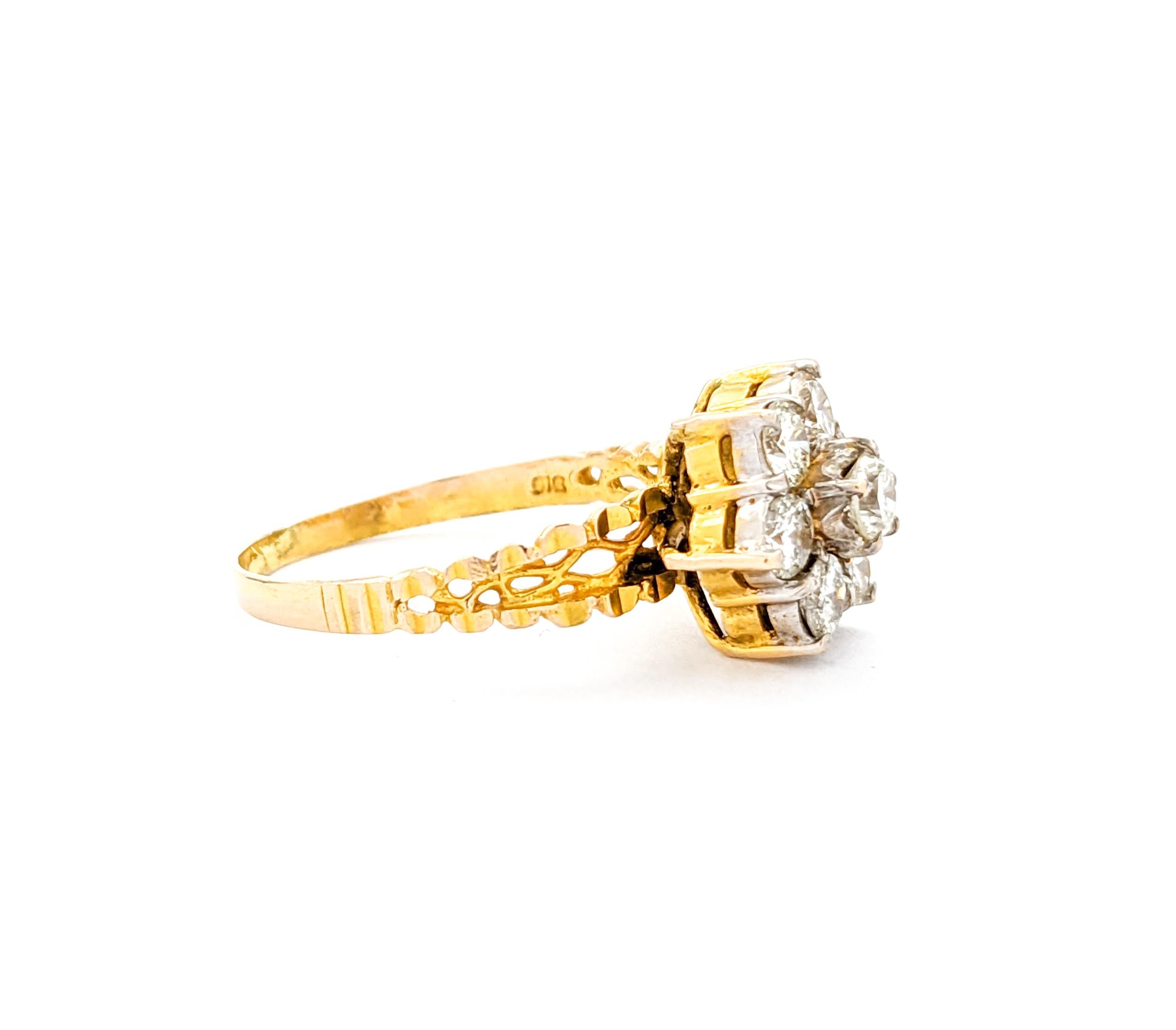 1.05ctw Diamond Ring In 22kt Yellow Gold For Sale 2