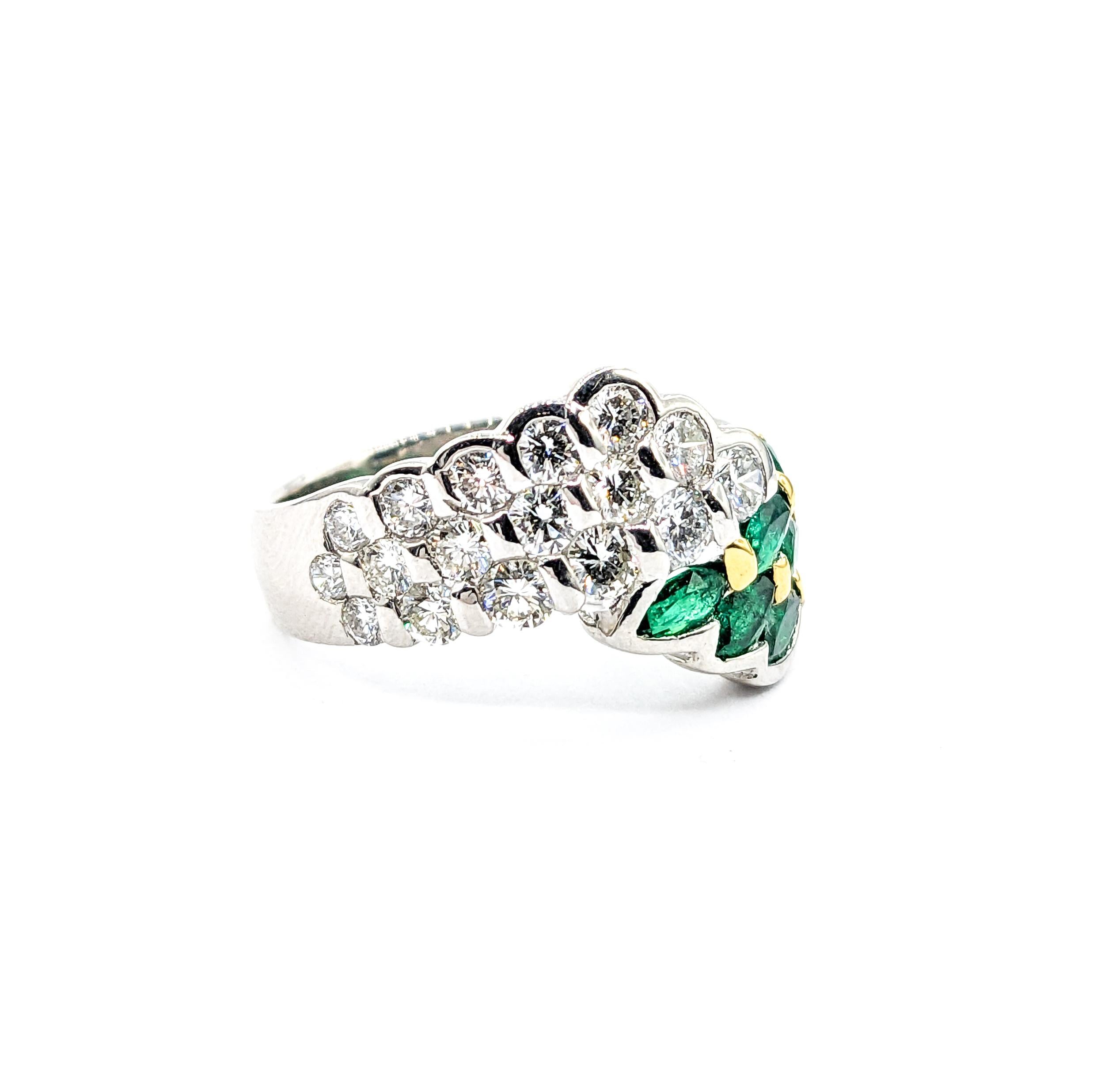 Marquise Cut 1.05ctw Emerald & 0.89ctw Diamond Ring In white Gold For Sale