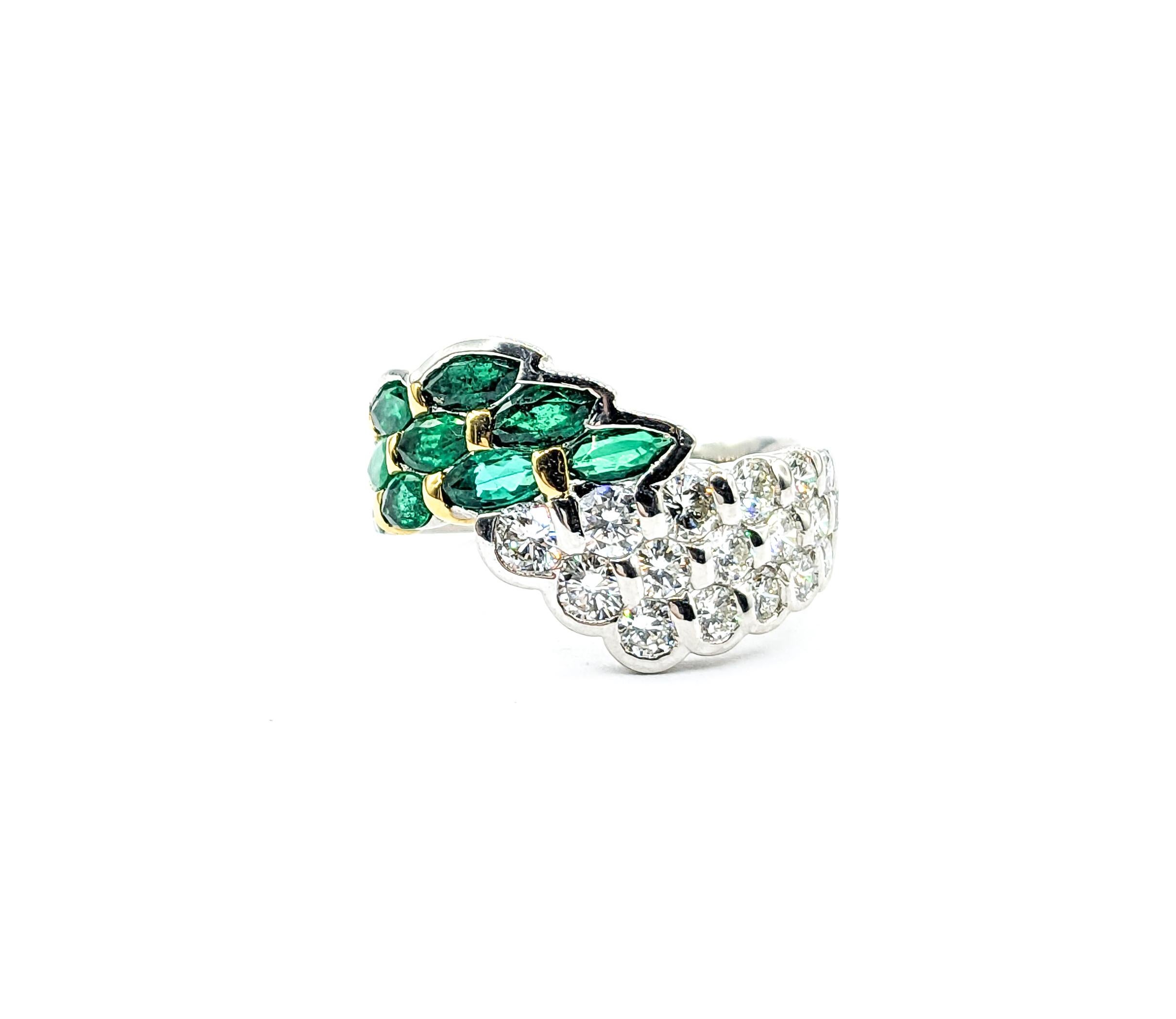 1.05ctw Emerald & 0.89ctw Diamond Ring In white Gold For Sale 2