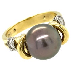 Anello con perla di Tahiti da 10,5 mm in oro e platino 18 carati con accenti di diamanti