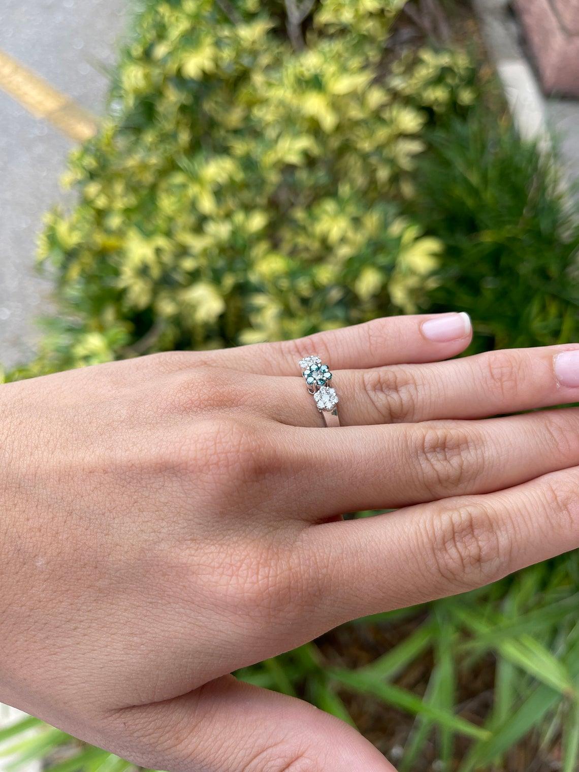 1.05tcw 14K Fancy Blue Diamond & White Diamond Floral Ring In New Condition For Sale In Jupiter, FL