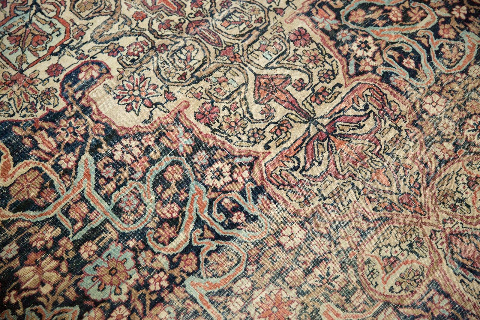 Alfombra antigua de Kermanshah en venta 3