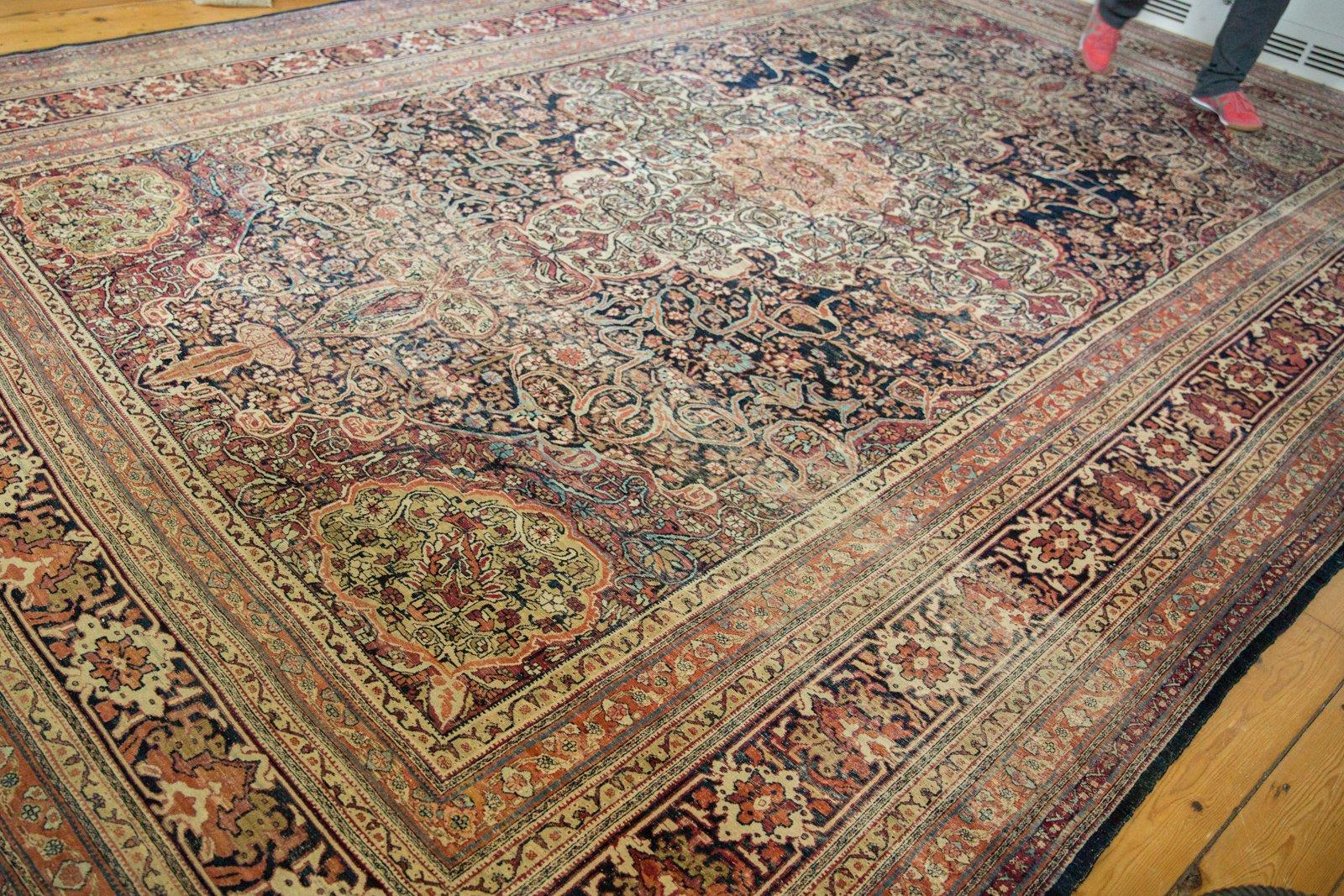 Alfombra antigua de Kermanshah en venta 9