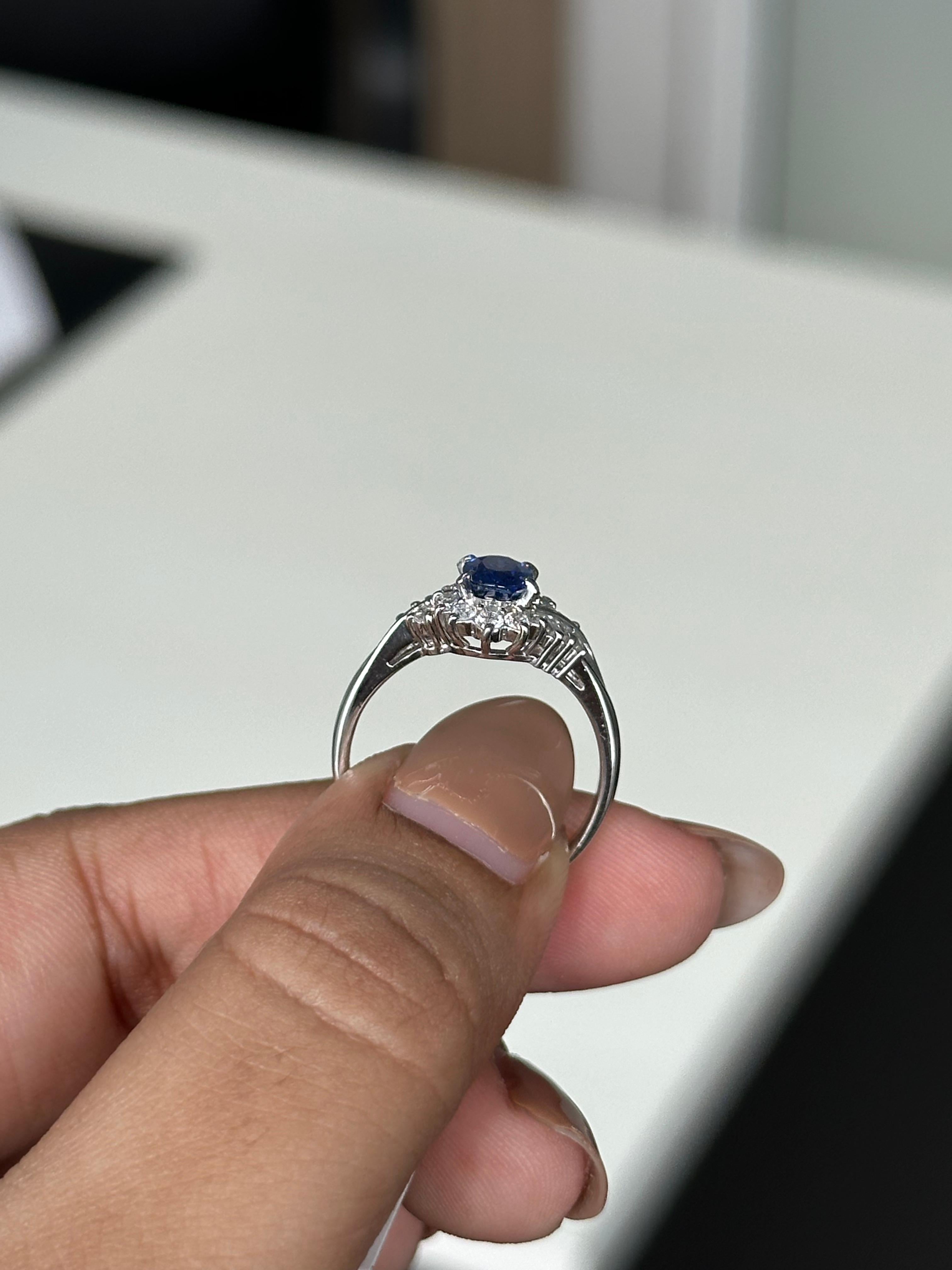 1,06 Karat Cocktail Saphir Ring in PT 900 im Zustand „Neu“ im Angebot in Bangkok, TH