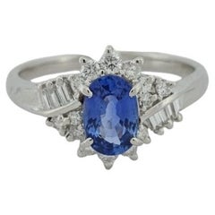 1.06 Carat Cocktail Sapphire Ring in PT 900