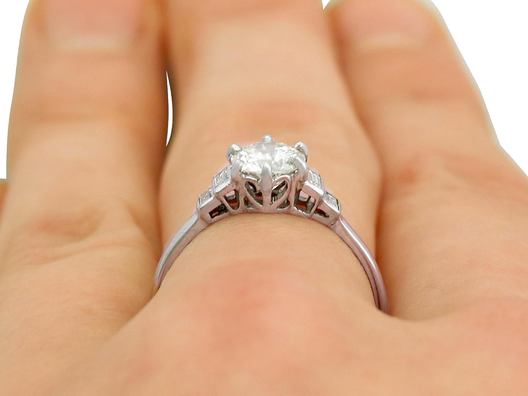 1.06 Carat Diamond and White Gold Solitaire Engagement Ring 5