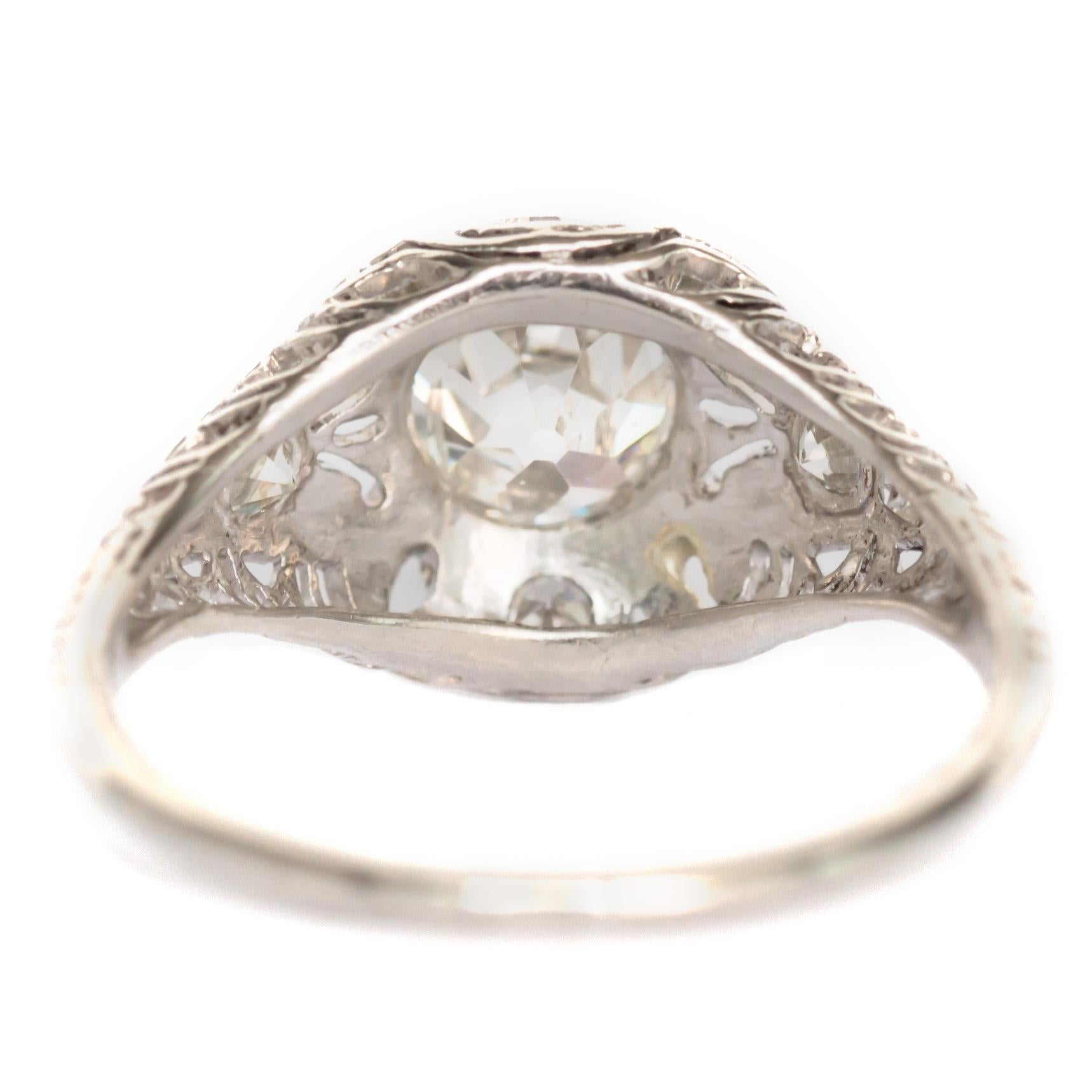 1.06 Carat Diamond Platinum Engagement Ring In Good Condition For Sale In Atlanta, GA