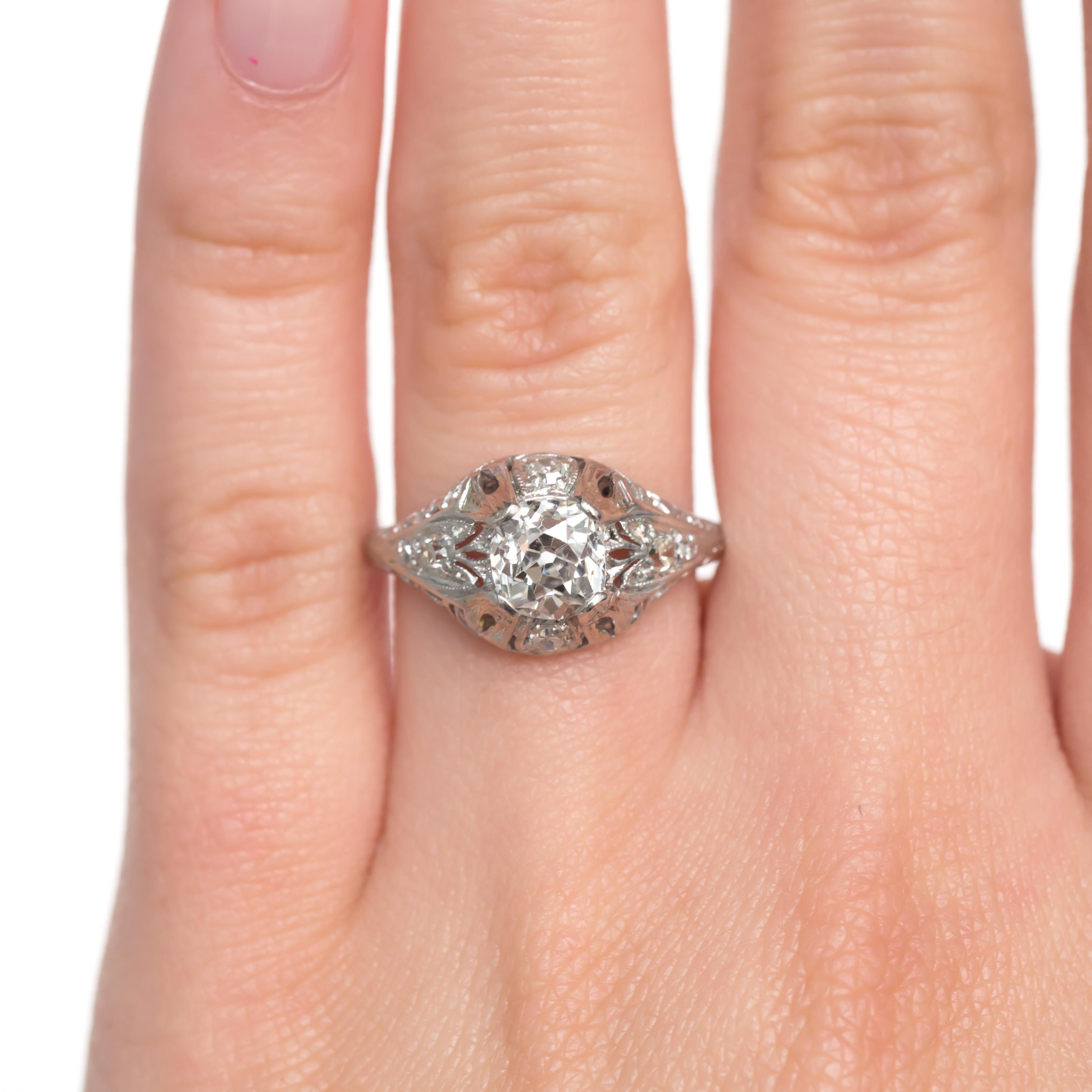 1.06 Carat Diamond Platinum Engagement Ring For Sale 1