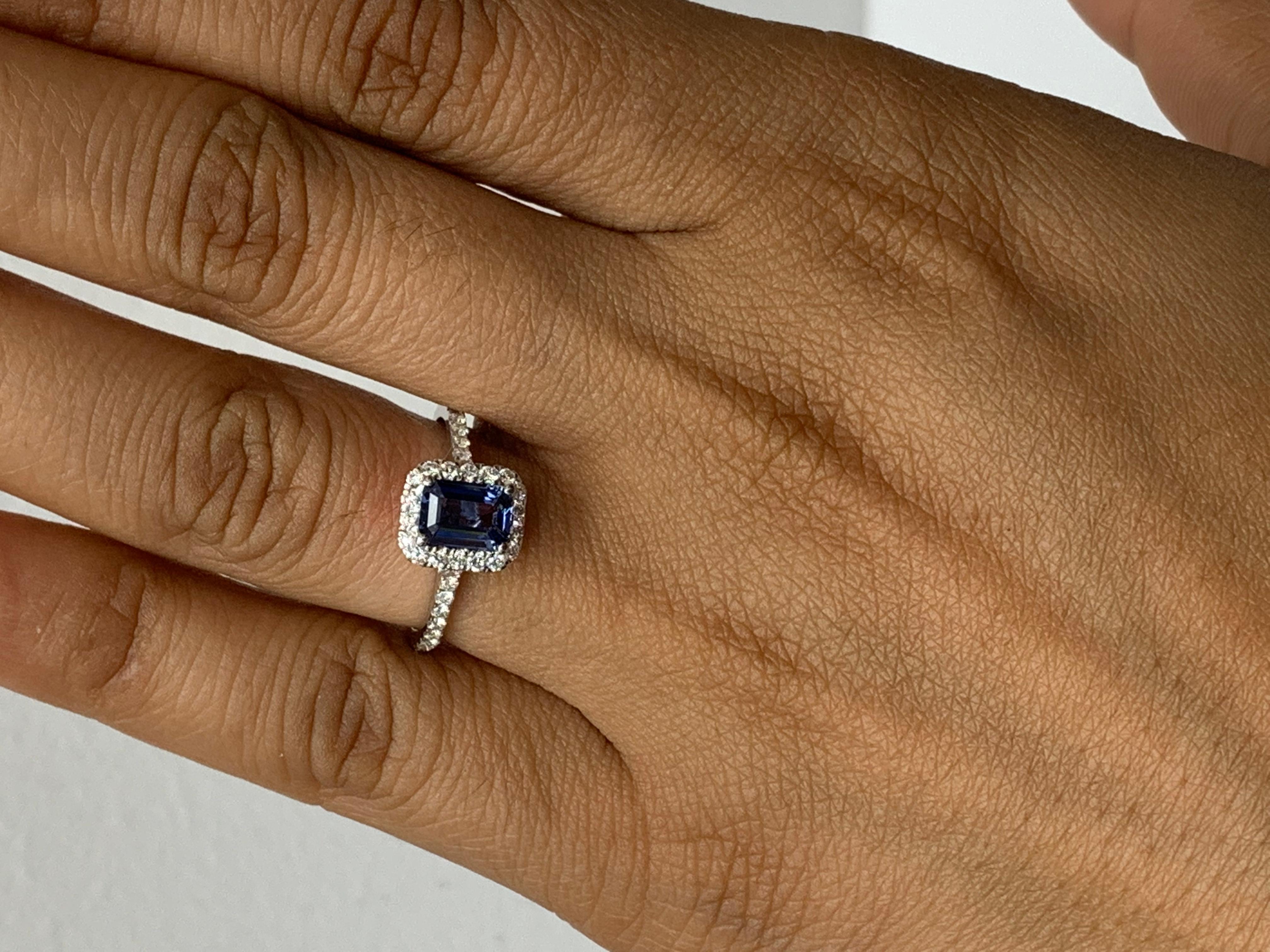 1,06 Karat Smaragdschliff Blauer Saphir Diamant-Verlobungsring aus 14K Weißgold im Angebot 6