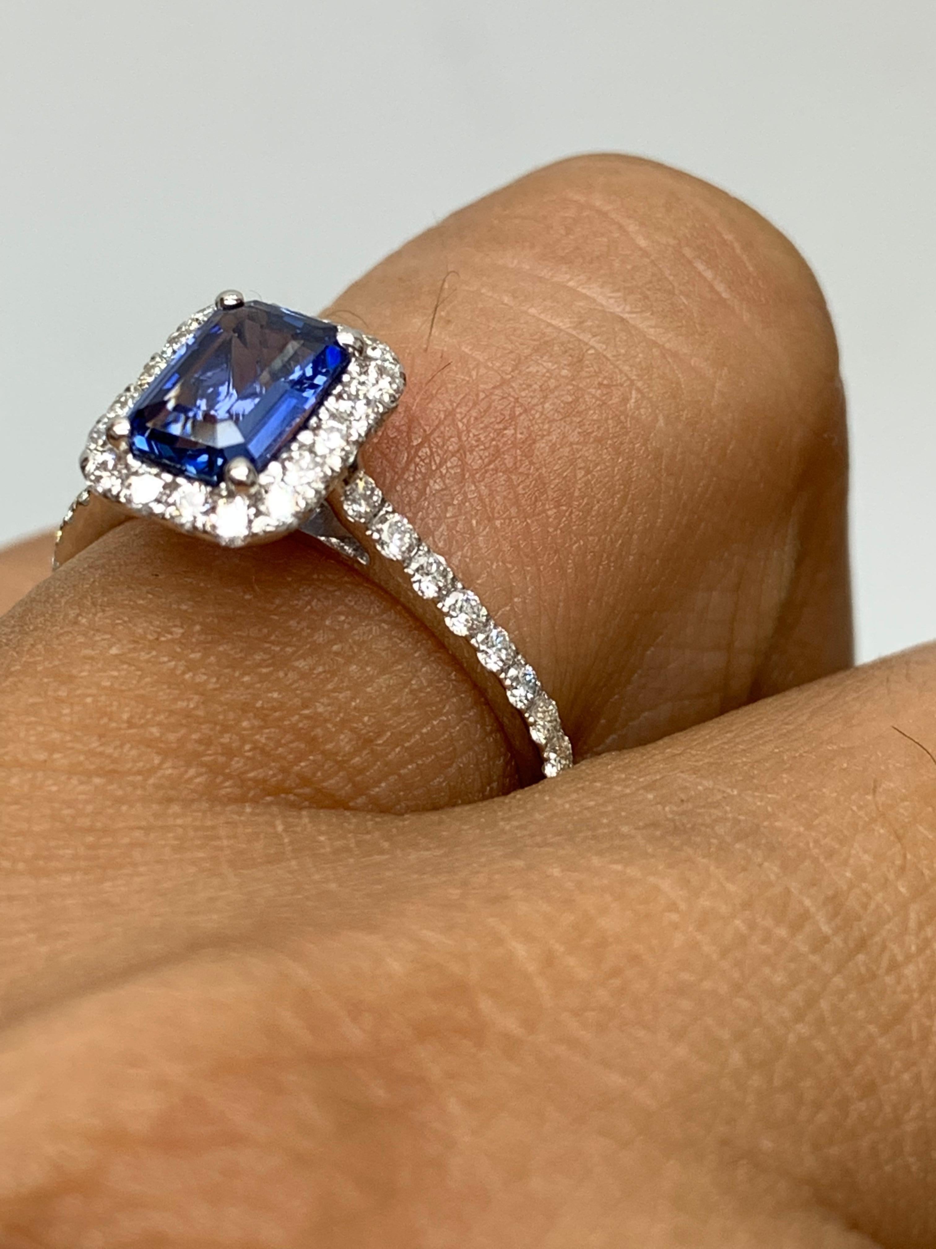 1,06 Karat Smaragdschliff Blauer Saphir Diamant-Verlobungsring aus 14K Weißgold Damen im Angebot