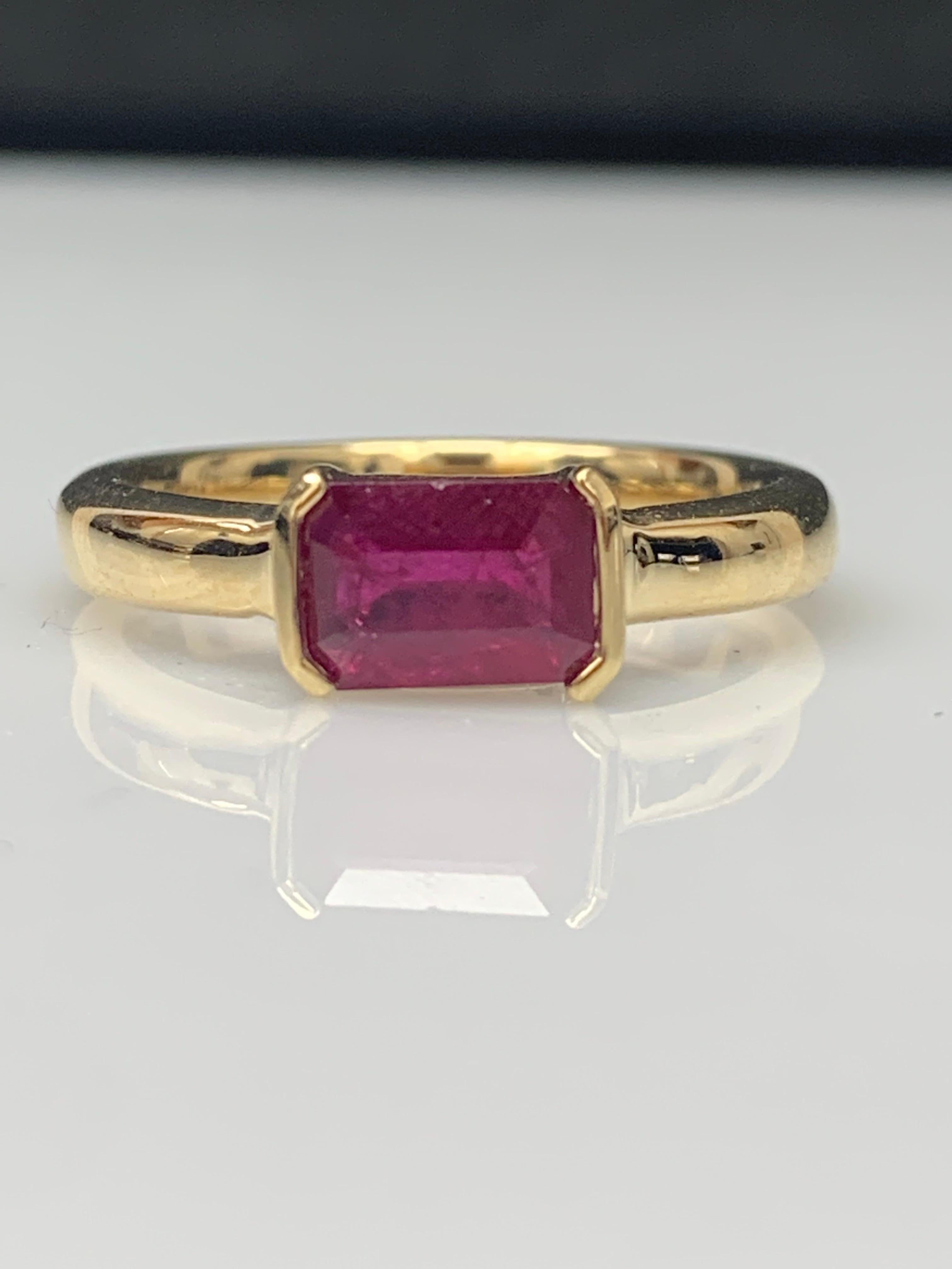 1.06 Carat Emerald Cut Ruby Band Ring in 14K Yellow Gold For Sale 4