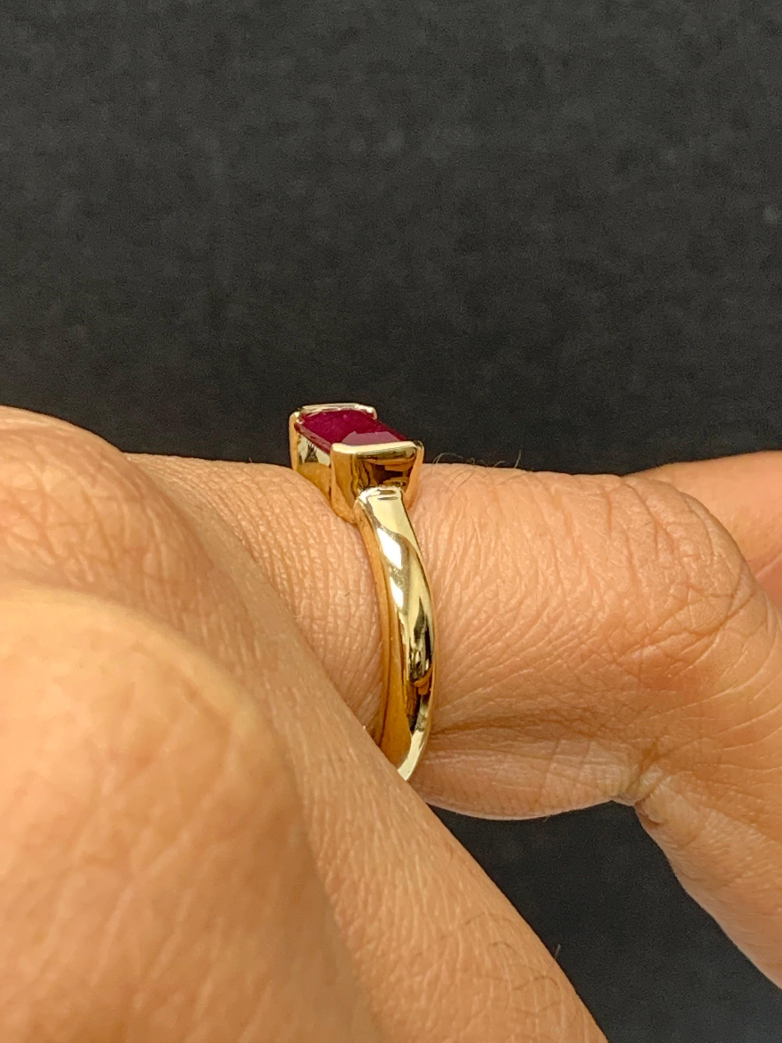 1.06 Carat Emerald Cut Ruby Band Ring in 14K Yellow Gold For Sale 2