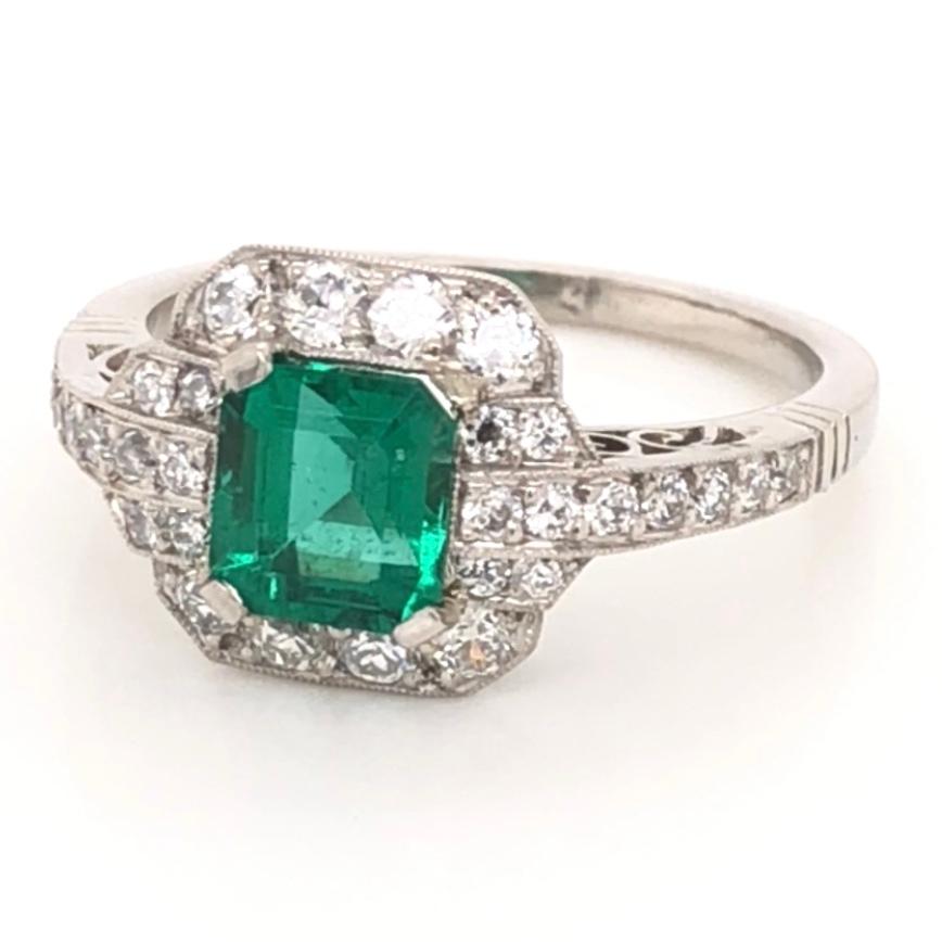 Mixed Cut 1.06 Carat GIA Emerald and Diamond Art Deco Platinum Ring Estate Fine Jewelry For Sale