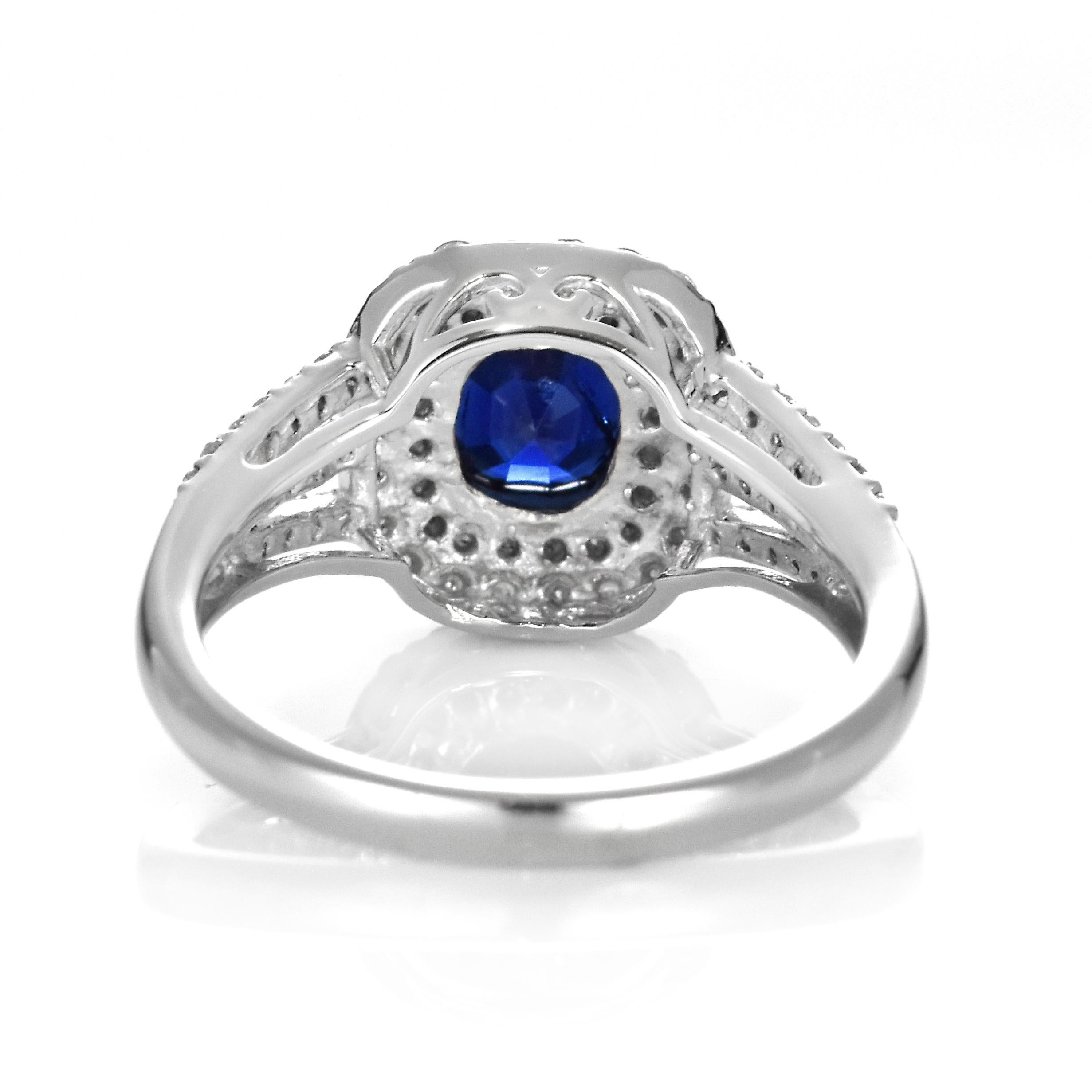 1.06 Carat Natural Royal Blue, No Heat Sapphire & Diamond Ring Made in Platinum For Sale 6