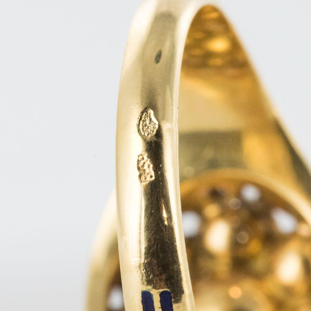 Bague française ancienne en or jaune 18 carats avec émail et diamants taille rose de 1,06 carat en vente 7