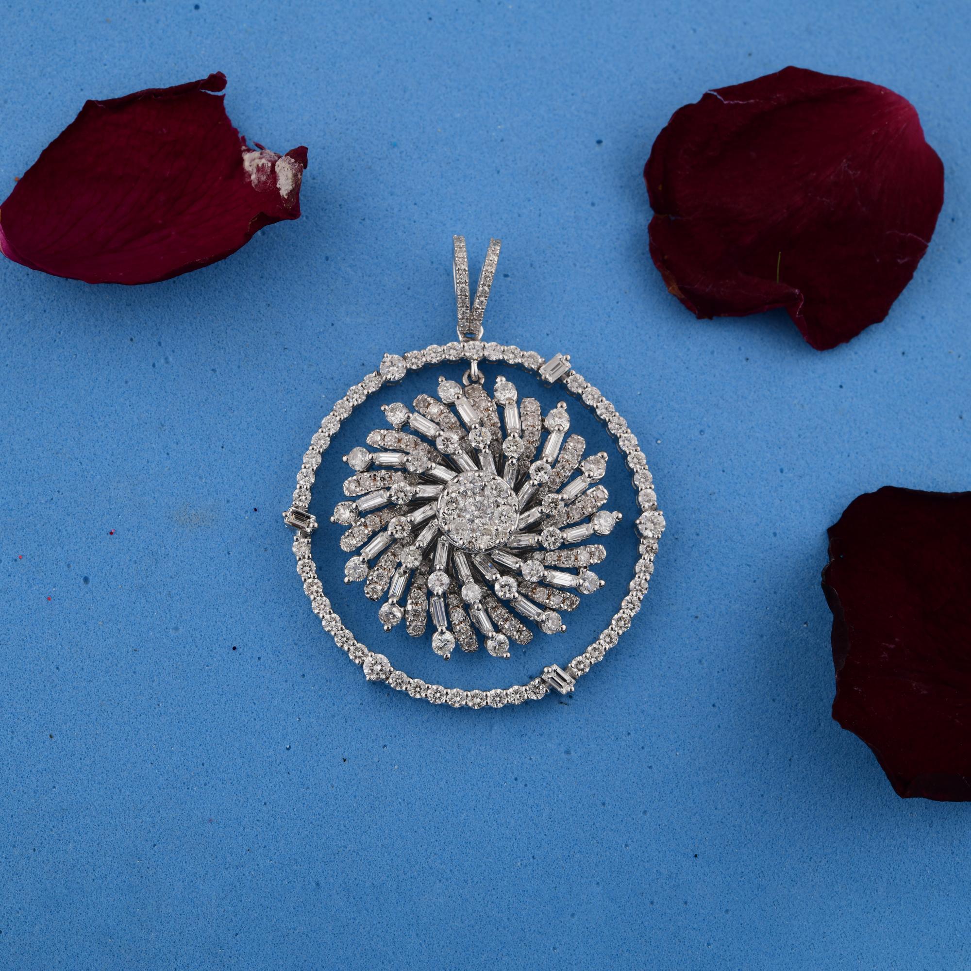 1.06 Carat SI Clarity HI Color Diamond Floral Pendant Necklace 14k White Gold In New Condition For Sale In Diera, Dubai