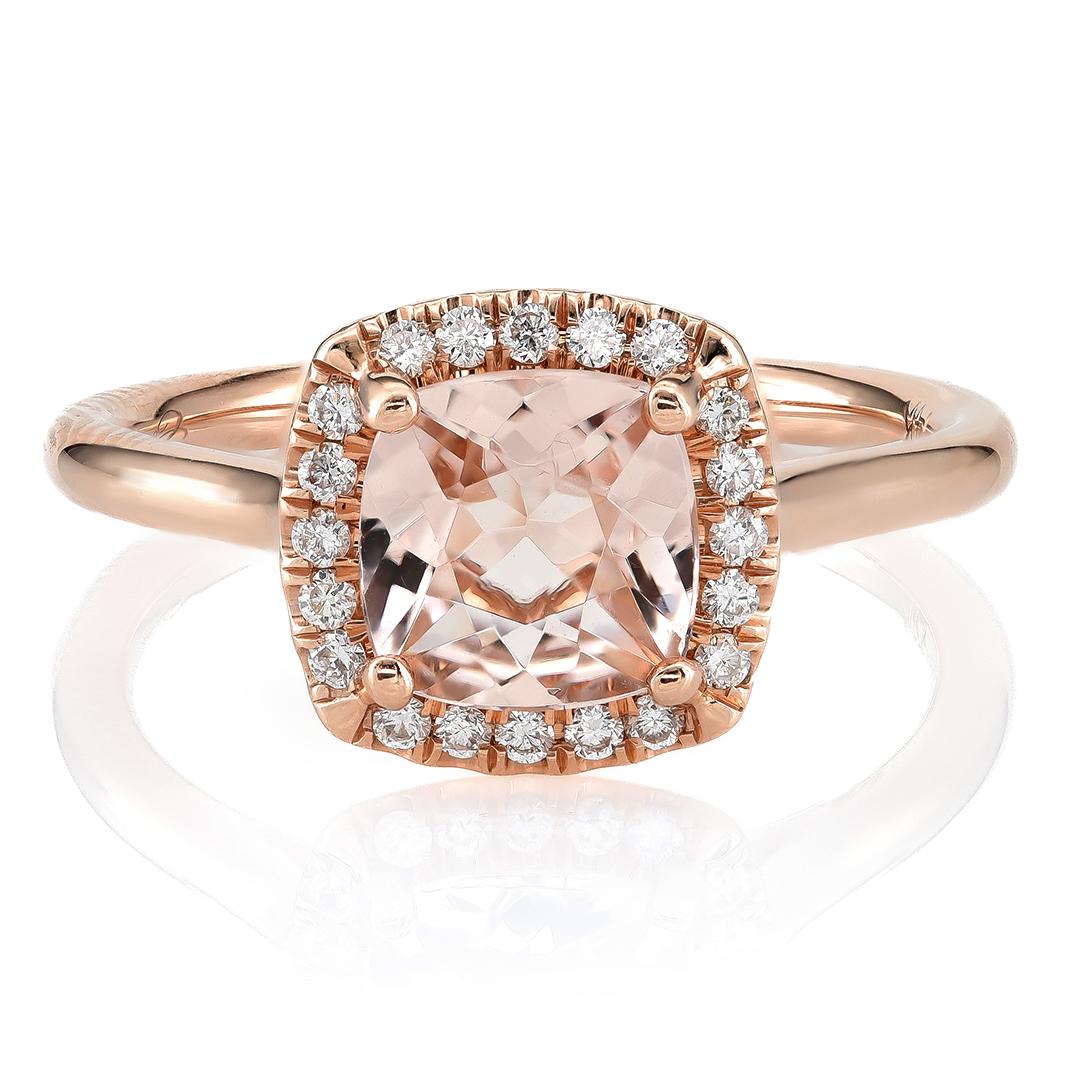 Women's 1.06 Carats Morganite Diamonds set in 14K Rose Gold Ring For Sale