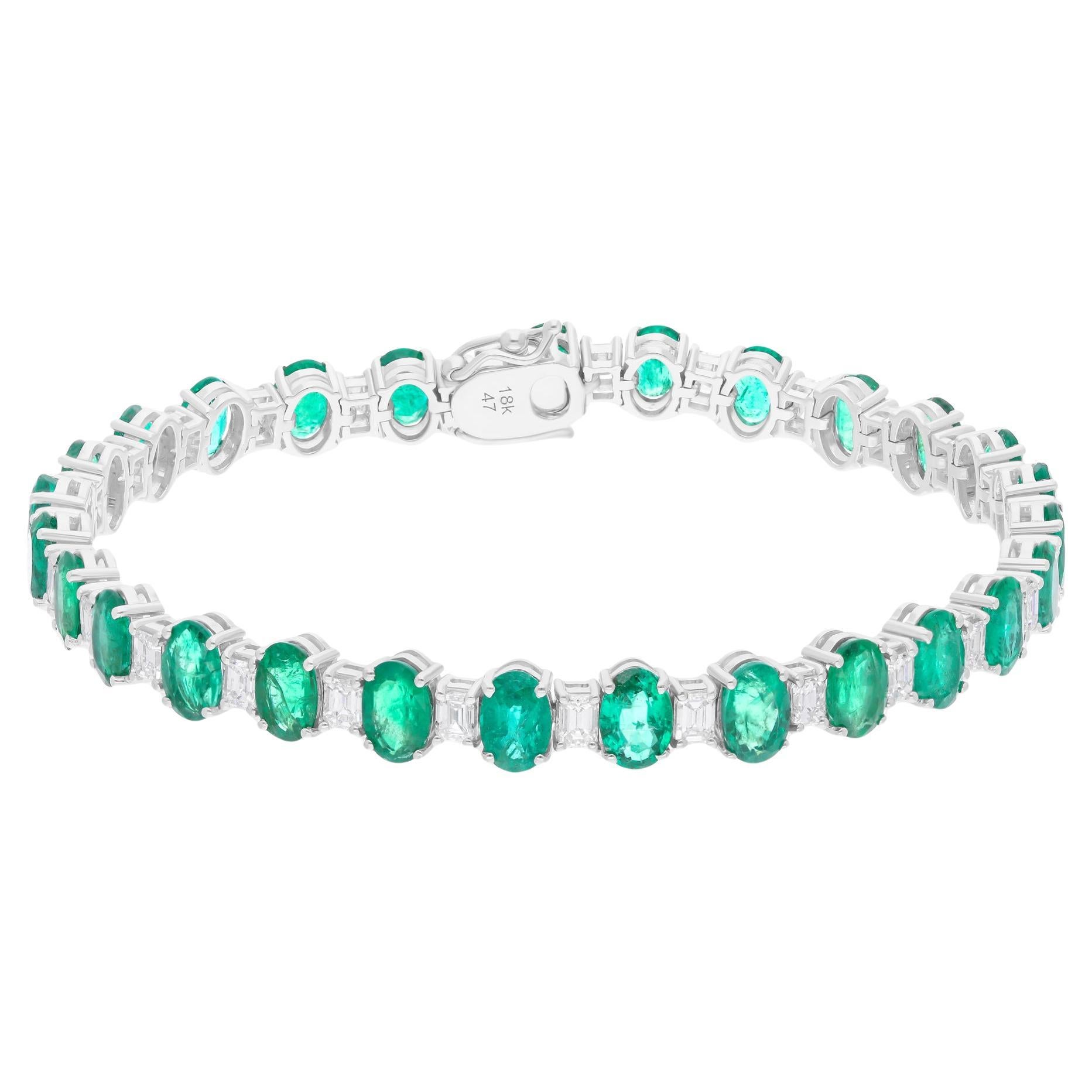 10.6 Carats Oval Zambian Emerald Bracelet 2.55 Carat SI/H Diamond 18k White Gold