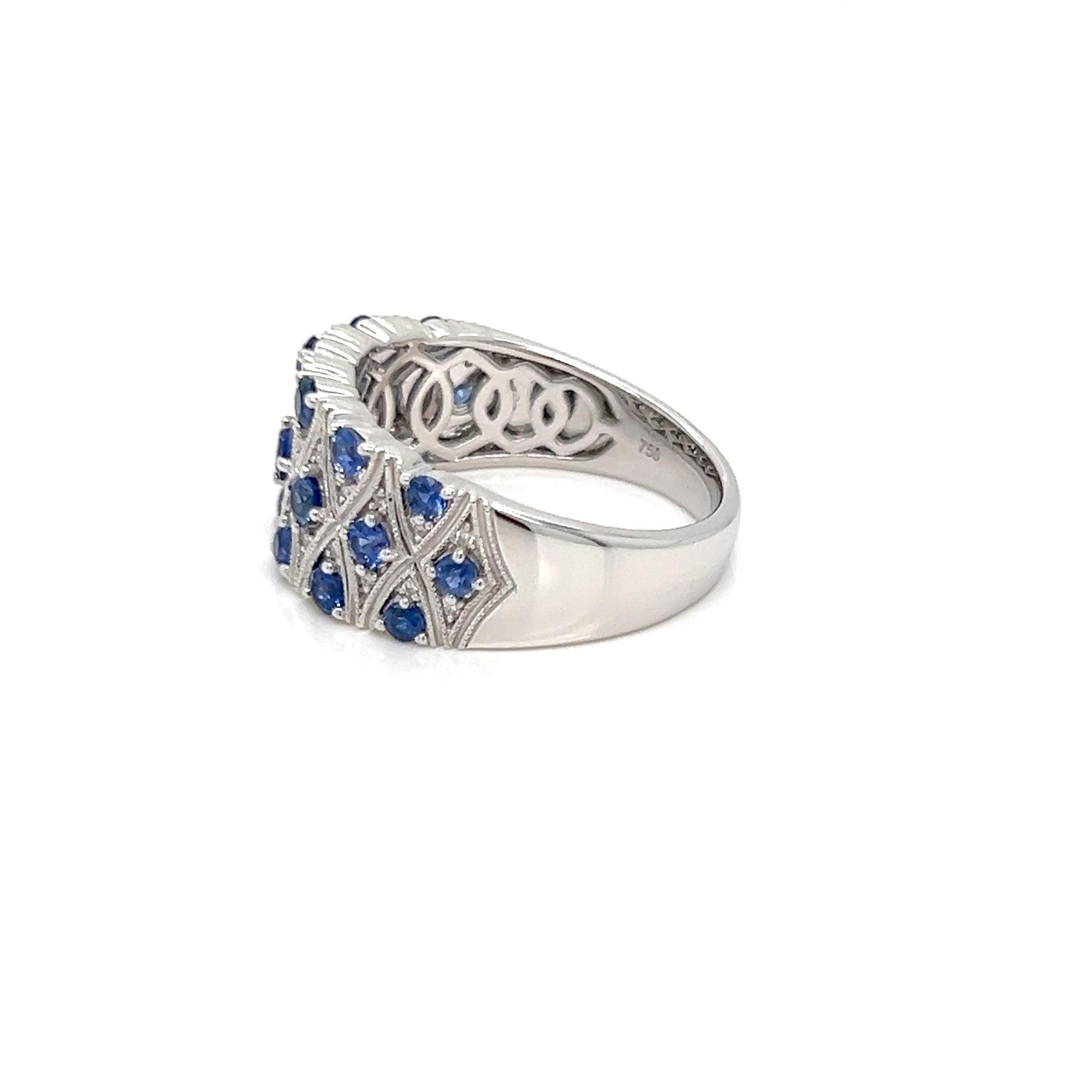 Modern 1.06 Carats Sapphire and Diamond Cluster Ring  For Sale