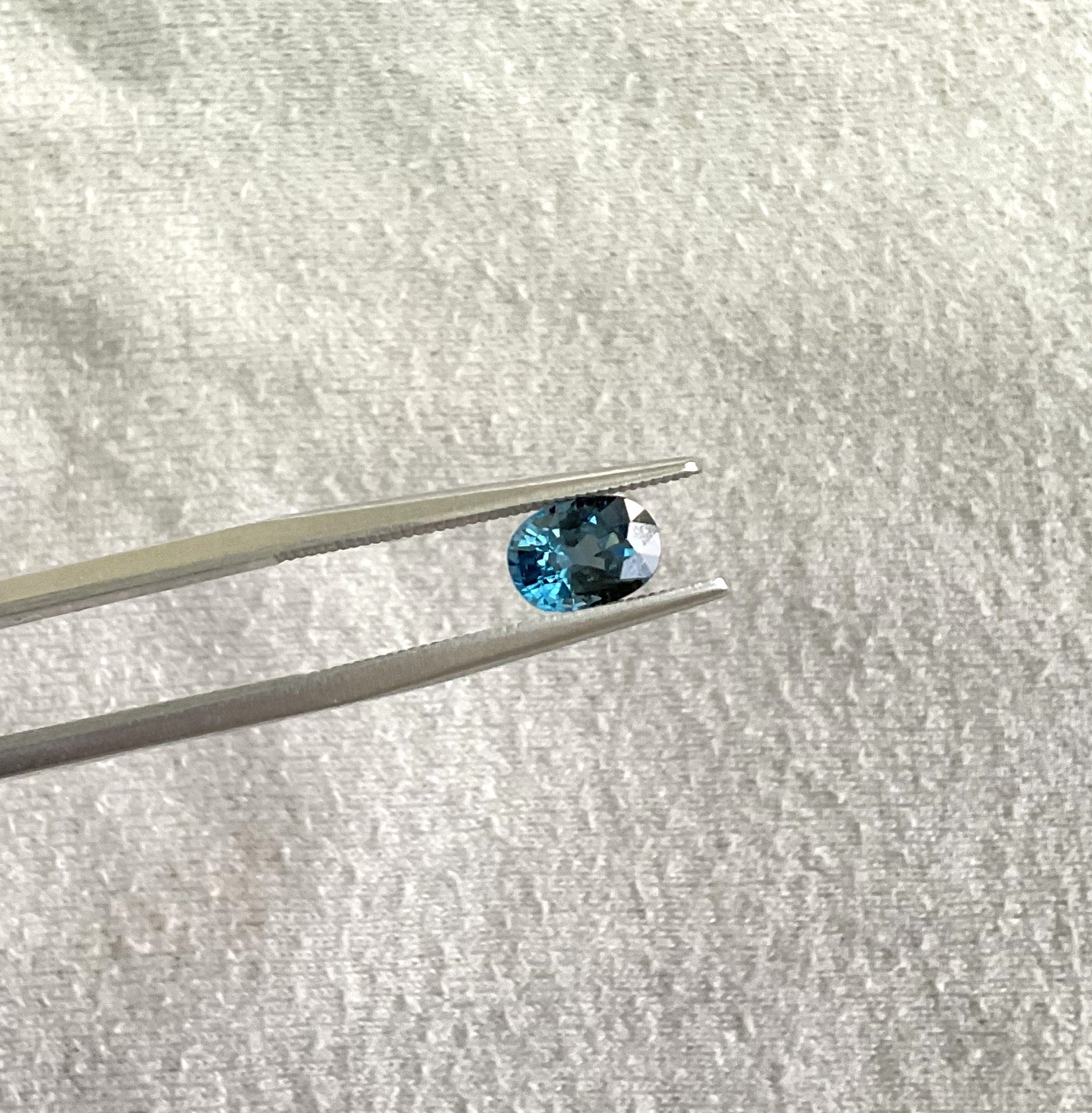 Tanzania Blue Spinel Oval Faceted Natural Cut Stone for Jewelry
Weight - 1.06 Ct
Size - 7x5x4 mm
Shape - Oval
Quantity - 1 Piece