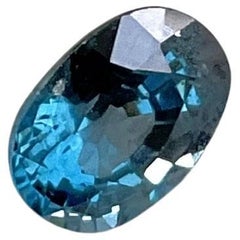 Pierre de taille naturelle ovale facettée en spinelle bleu de Tanzanie de 1,06 carat pour la bijouterie
