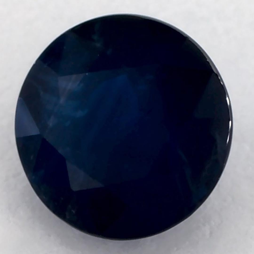 This natural --------- sapphire offers elegance and sophistication. With its rich color saturation and precise cutting, it is the perfect centerpiece for an engagement ring or luxury jewelry design.
This sapphire originates from Sri Lanka (Ceylon),