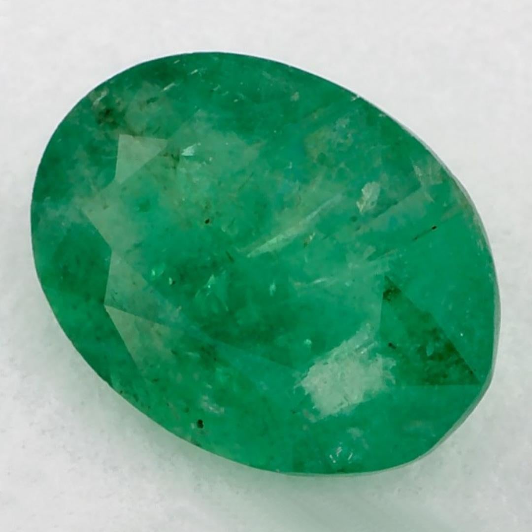 Con un vibrante tono verde, la piedra de nacimiento de mayo es un símbolo del renovado crecimiento primaveral. 

Explora la vibrante colección de esmeraldas, rubíes y zafiros de nuestra tienda, disponibles como gemas sueltas y combinadas con nuestra