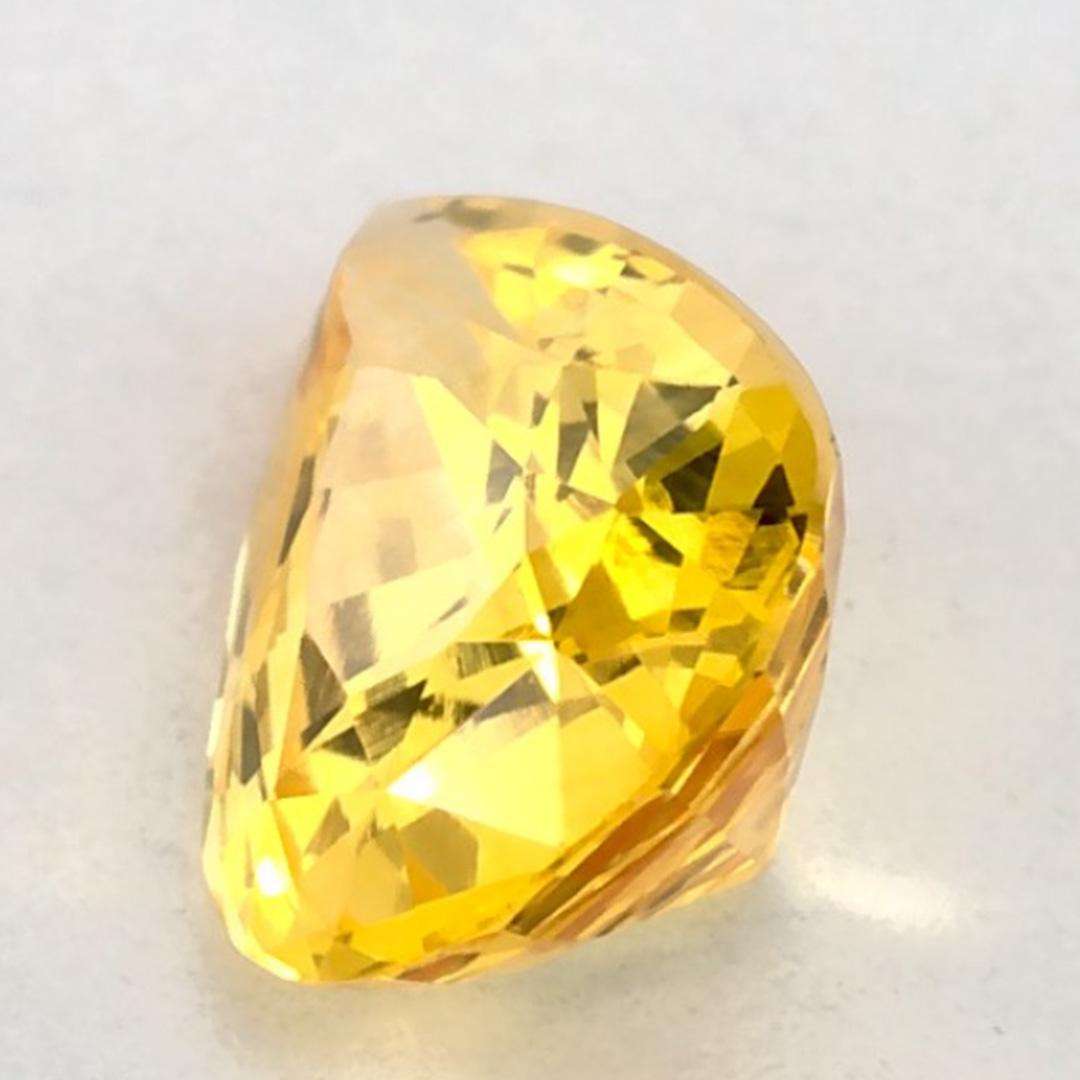 1.06 Ct Yellow Sapphire Pear Loose Gemstone (pierre précieuse en vrac) Pour femmes en vente
