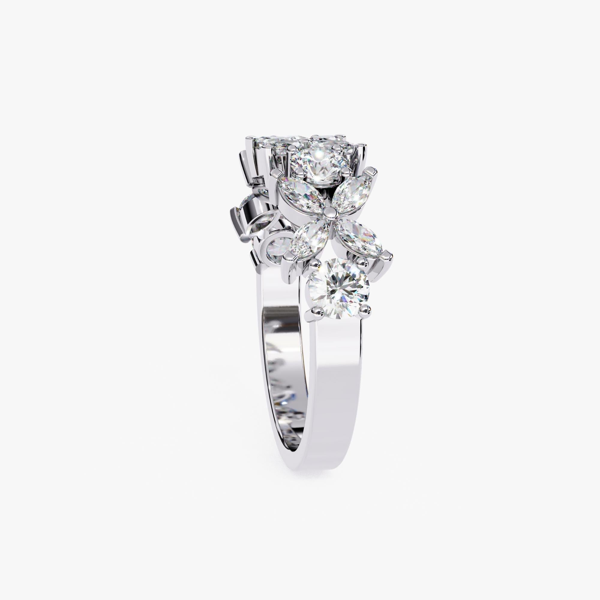Contemporain 1.06 Ctw, Marquise and Round Diamond Ring, Diamond Band, 14K Solid Gold en vente